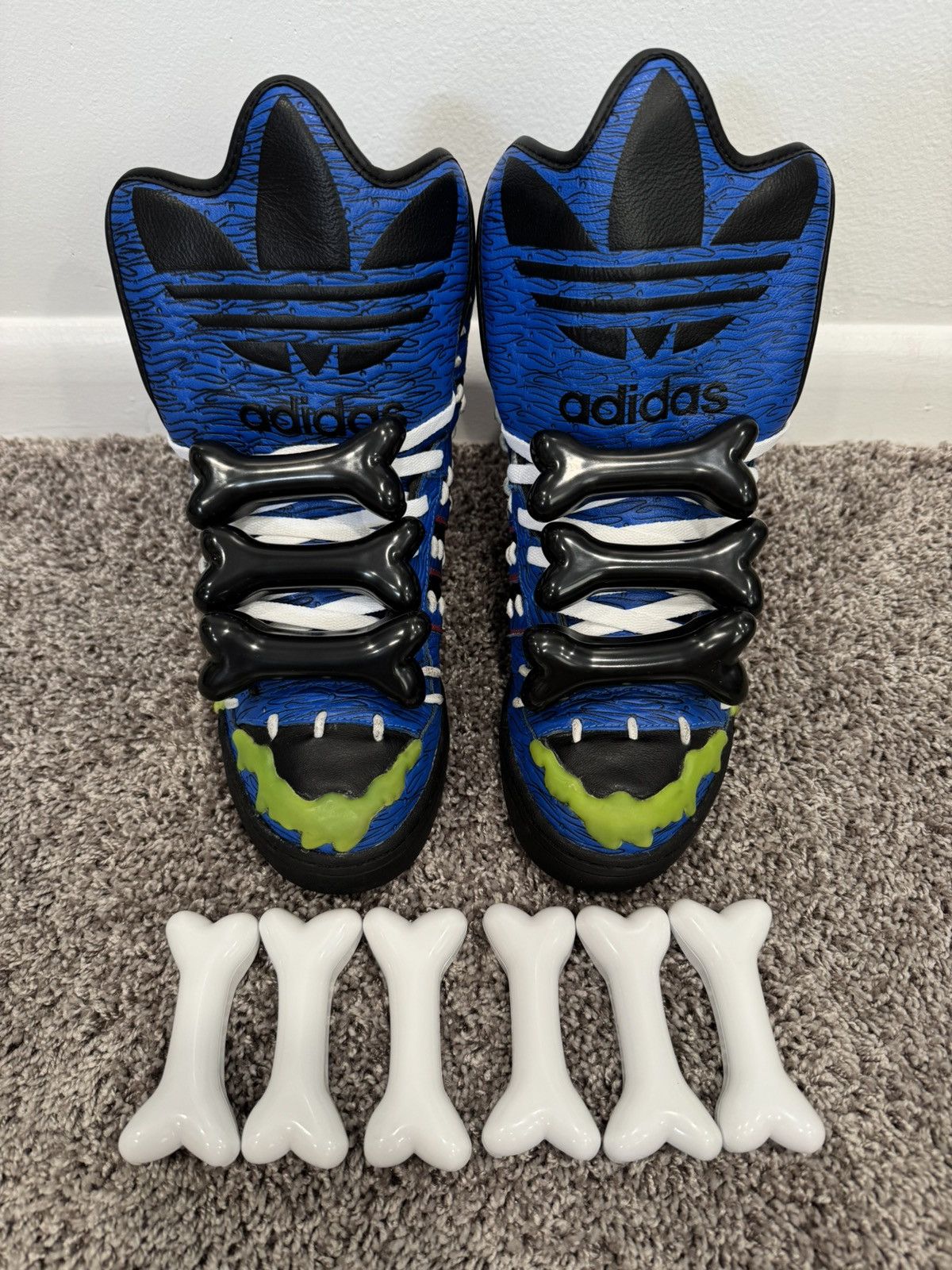 Jeremy Scott 2 sets of Adidas Jeremy Scott Bones Size ONE SIZE - 2 Thumbnail