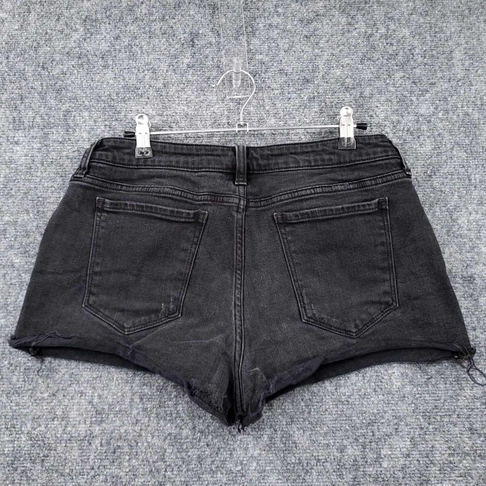 Vintage Arizona Jeans Shorts Womens 9 Black Mid-Rise 5-Pocket Denim Hot Pants Casual Summer Women Regular Fit Black Size 30" / US 8 / IT 44 - 2 Thumbnail
