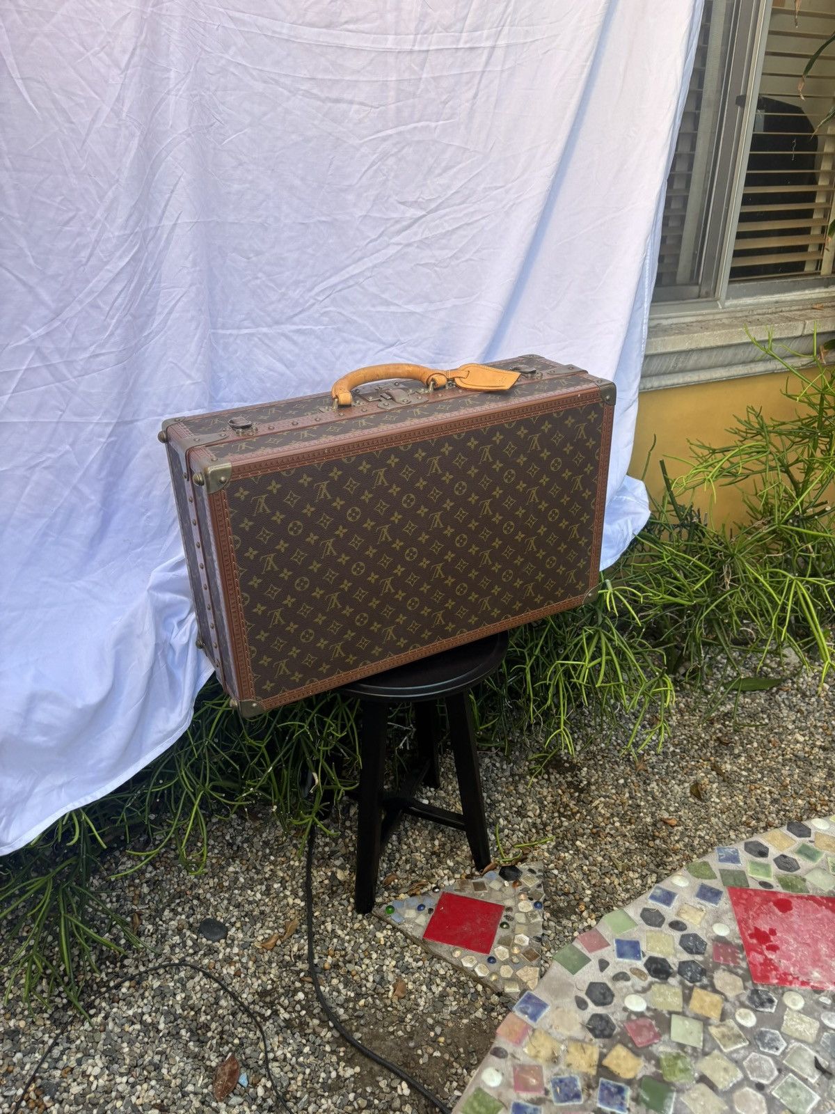 Louis Vuitton Louis Vuitton Shoe Trunk Size ONE SIZE - 9 Thumbnail