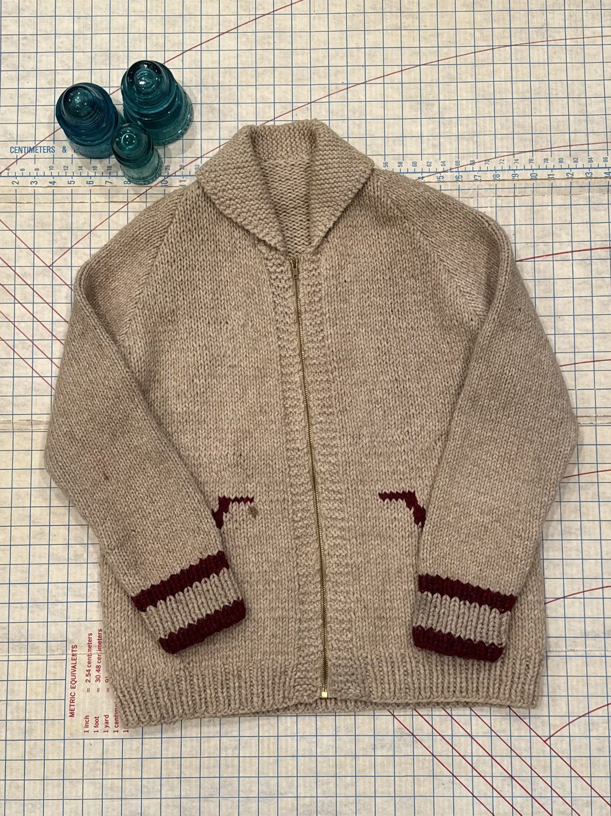 Vintage Vintage Winnebago Wagoneers Knit Cowichan Sweater Fits Large Size US L / EU 52-54 / 3 - 7 Thumbnail
