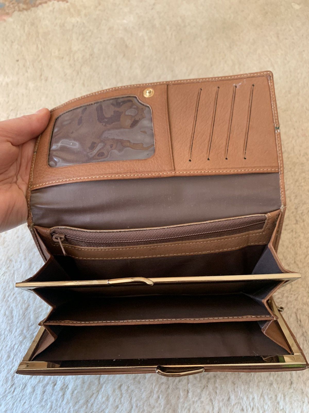 Designer × Other × Vintage Vintage 80s Designer Wallet Italian Leather (from Italy) Size ONE SIZE - 11 Thumbnail