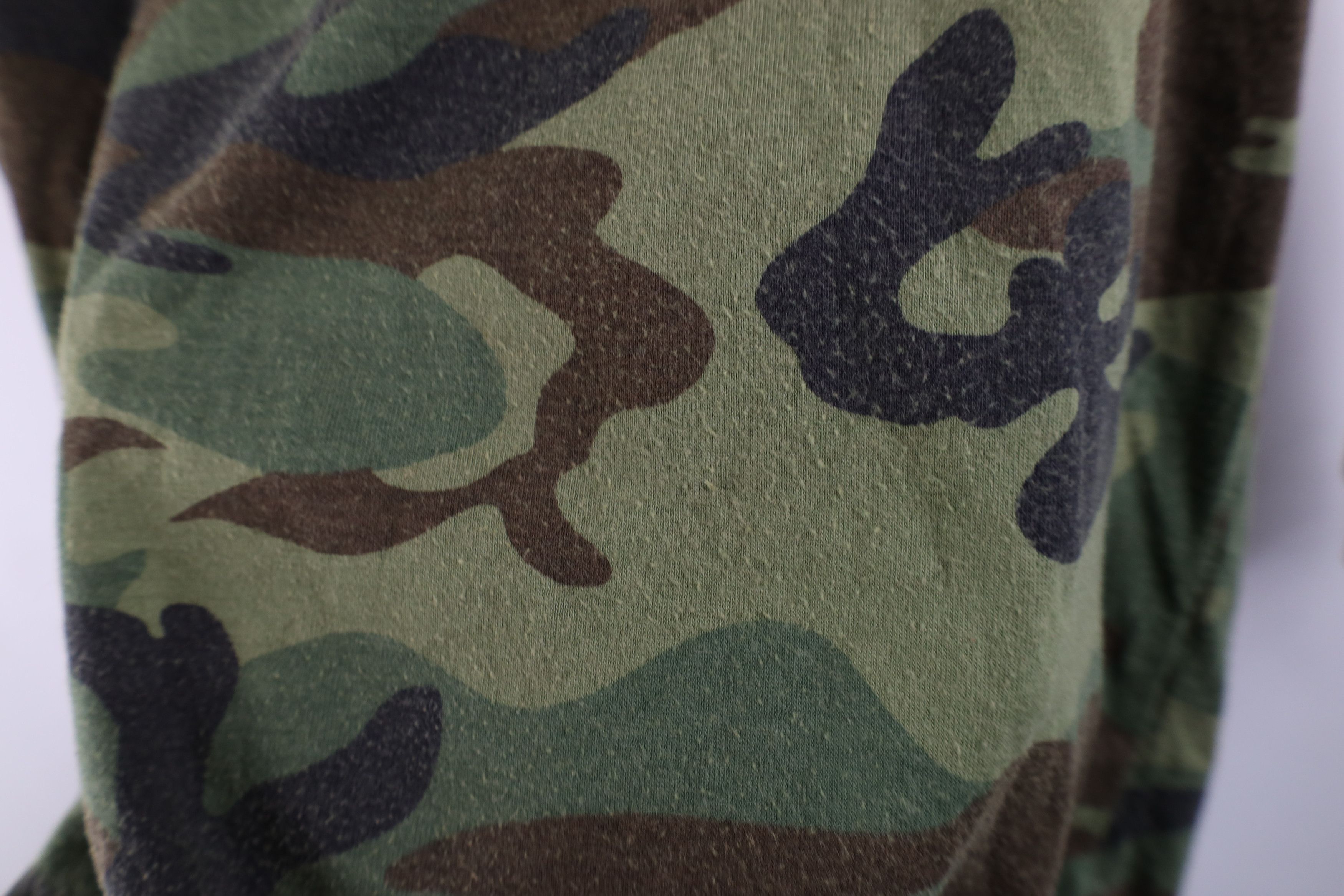 Vintage Vintage 90s Streetwear Thin Camouflage Long Sleeve T-Shirt Size US XL / EU 56 / 4 - 10 Thumbnail