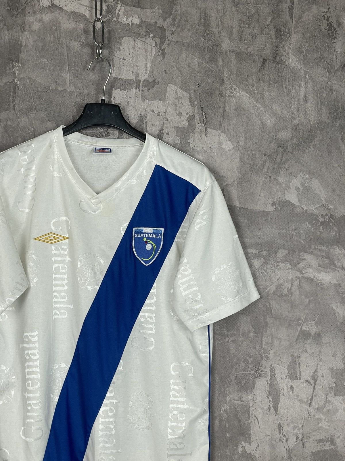 Umbro × Vintage Umbro Vintage 90s Guatemala Very Rare Soccer Jersey Size US M / EU 48-50 / 2 - 4 Thumbnail