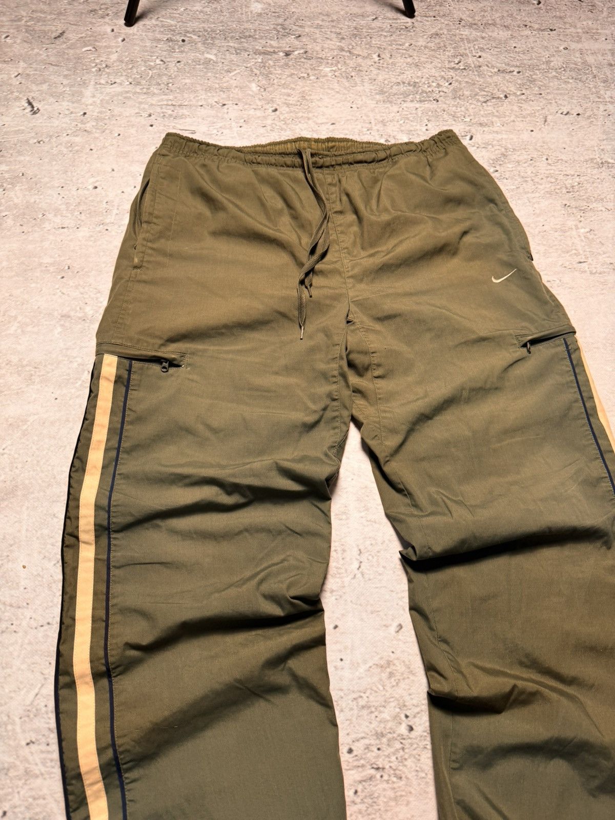 Nike × Vintage NIKE VINTAGE BASIC LOGO OVERSIZE BAGGY PANTS Size US 34 / EU 50 - 2 Thumbnail