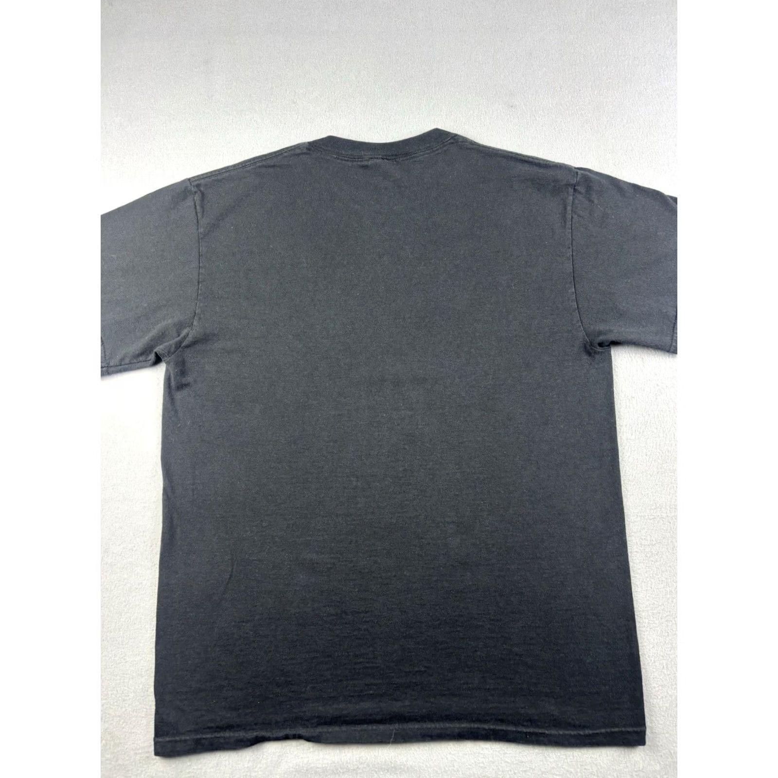 Vintage VINTAGE Marvel The Punisher Shirt Regular Size M Black Logo 2003 Y2K Men T-Shirt Size US M / EU 48-50 / 2 - 5 Thumbnail