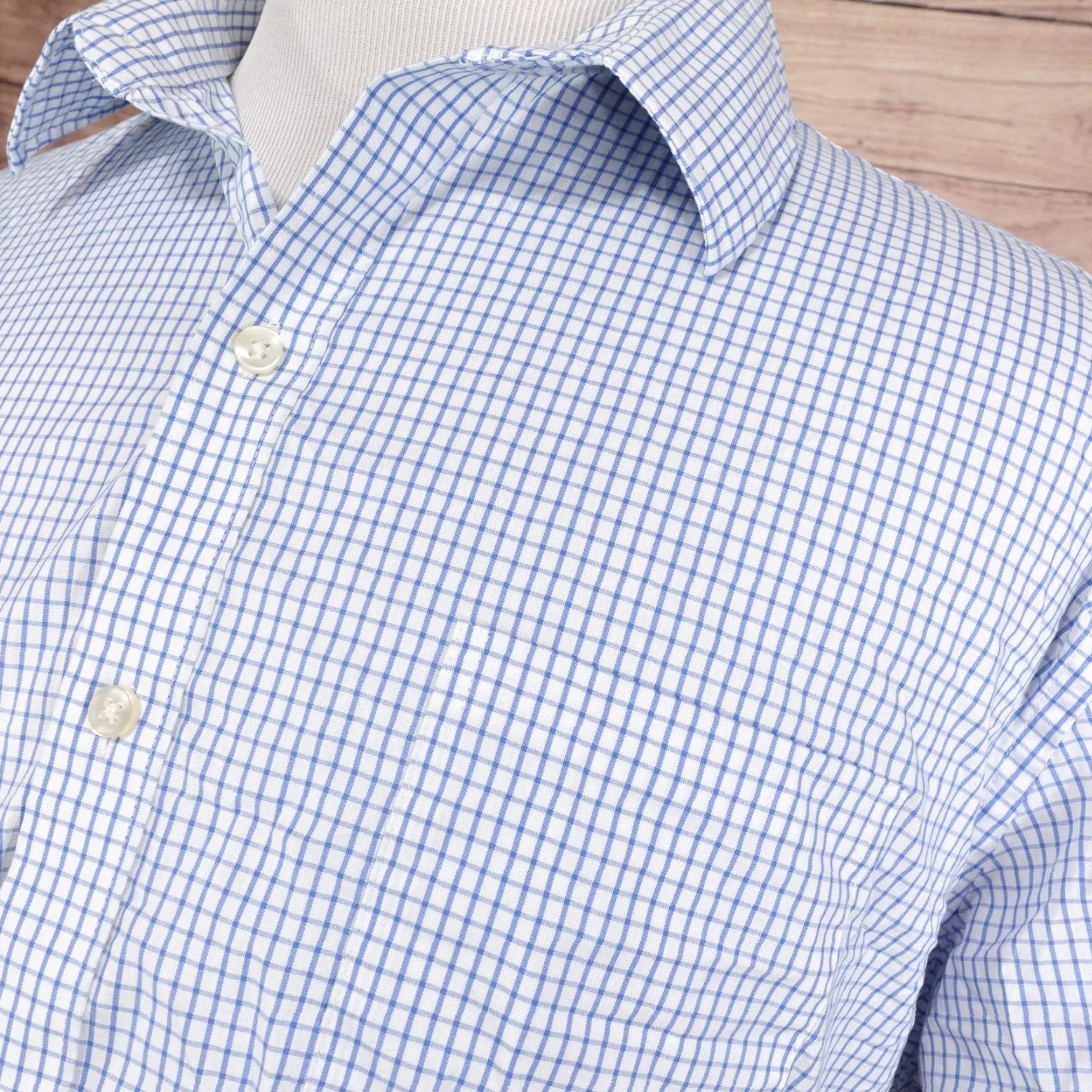 Van Heusen Van Heusen Traveler Shirt Mens XL 17-17.5 Blue Check Long Sleeve Button Up Size US XL / EU 56 / 4 - 2 Thumbnail