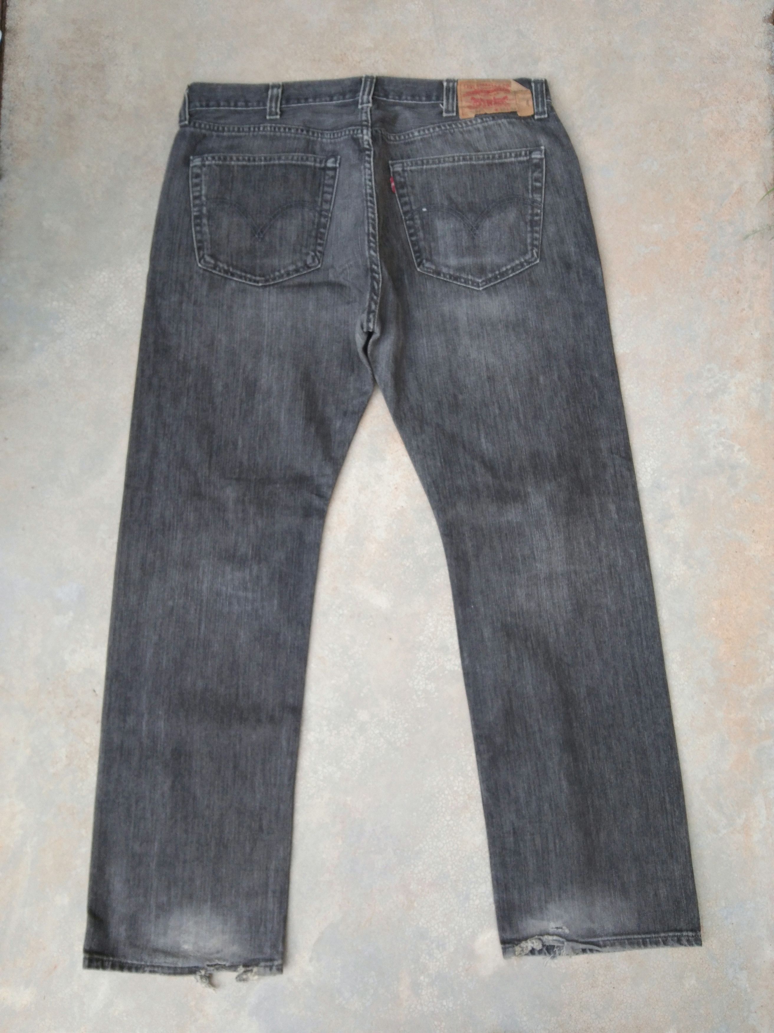 Levi's Vintage Levi's 501 Grey Straight Leg Distressed Jeans 38x32 Size US 38 / EU 54 - 2 Thumbnail