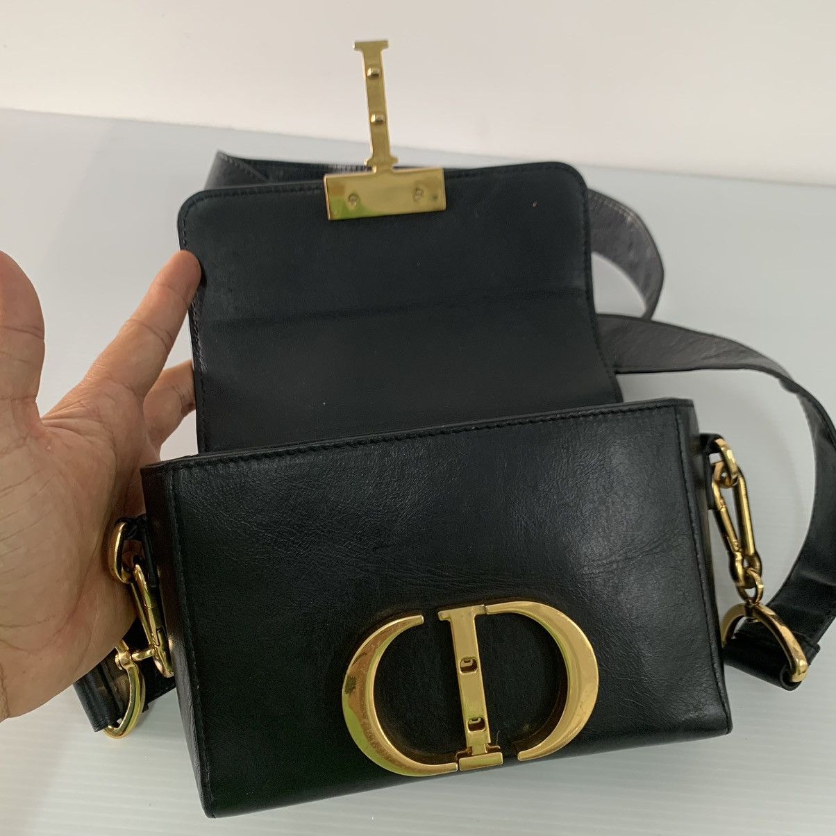 Dior Christian Dior Leather Black Crossbody Bag Size ONE SIZE - 10 Thumbnail