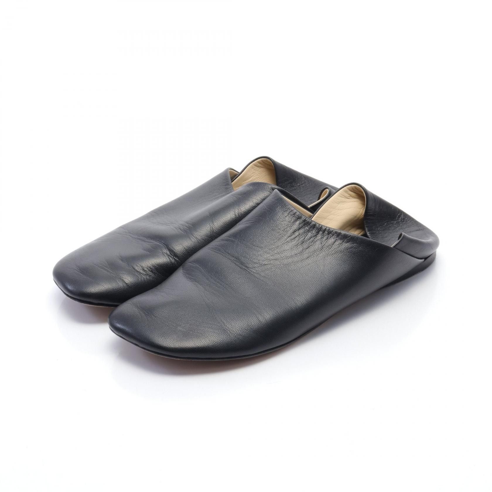 Loewe Loewe Toy Slipper Leather Slip-On Leather Shoes M816Q59X07 in Black, Women's