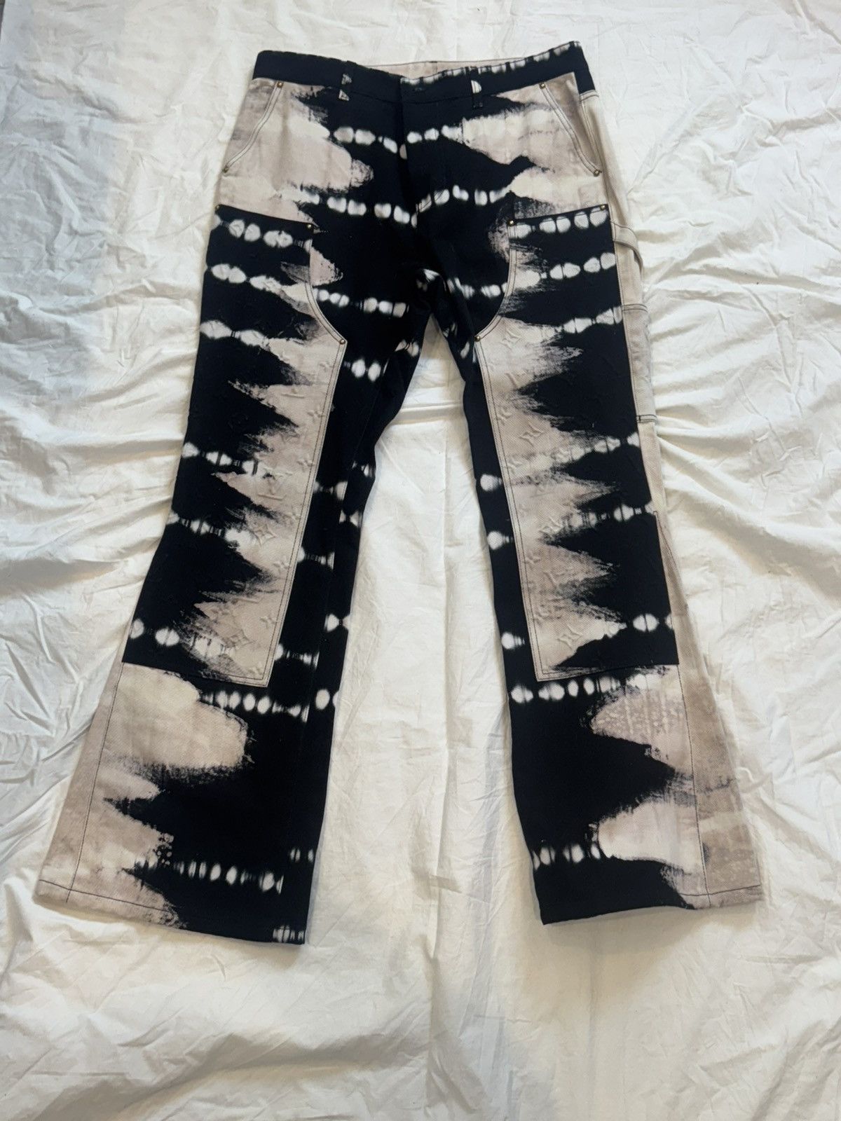 Louis Vuitton Louis Vuitton AW22 Tie Dye Carpenter Pants Runway Size US 36 / EU 52 - 2 Thumbnail