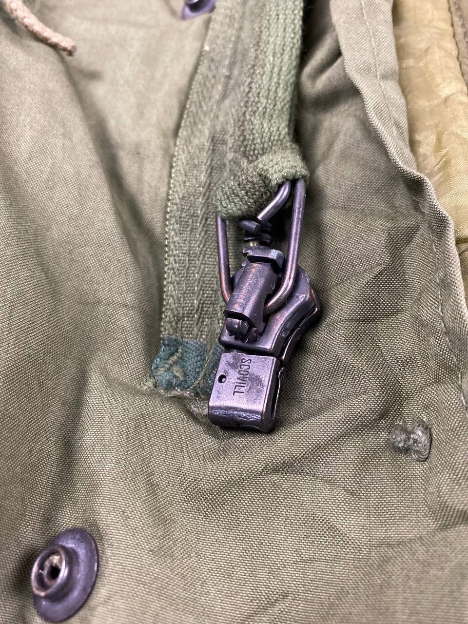 Vintage vintage us army cold wheater fishtail parka scovill zipper Size US S / EU 44-46 / 1 - 9 Thumbnail