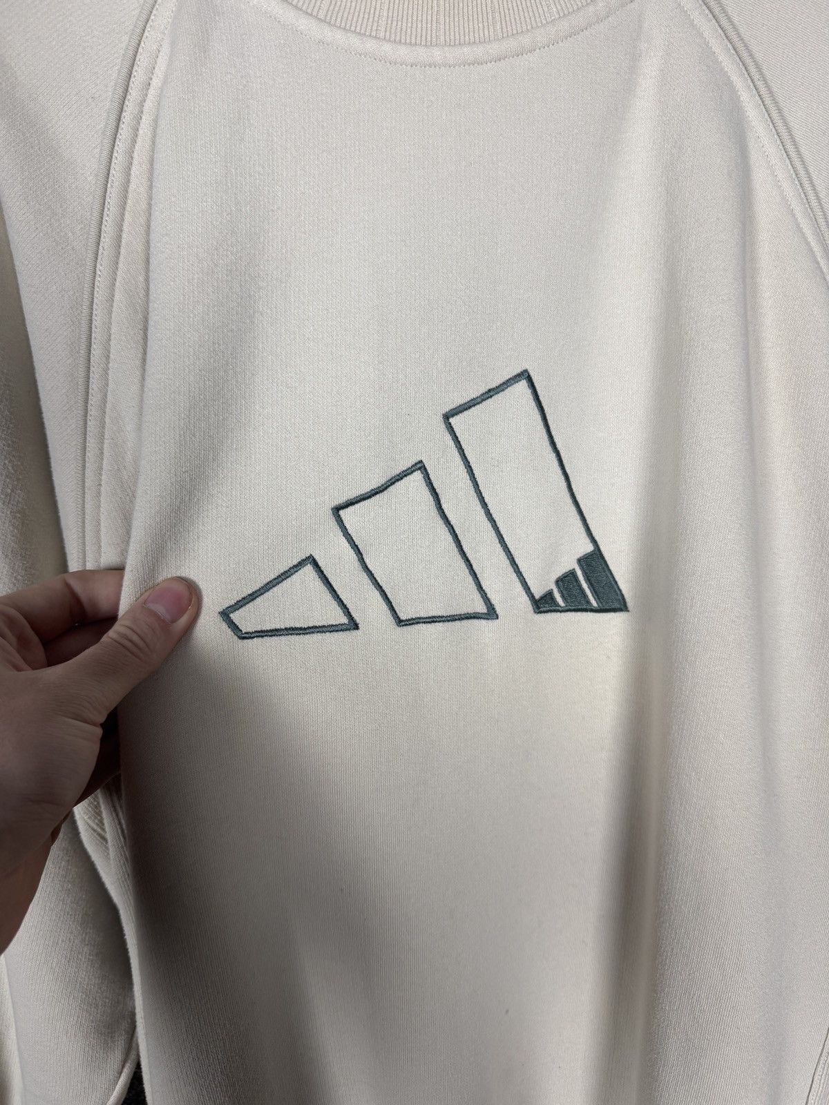 Adidas Adidas Vintage 90s Sweatshirt Big Embroidered Logo Size M Size US M / EU 48-50 / 2 - 6 Thumbnail
