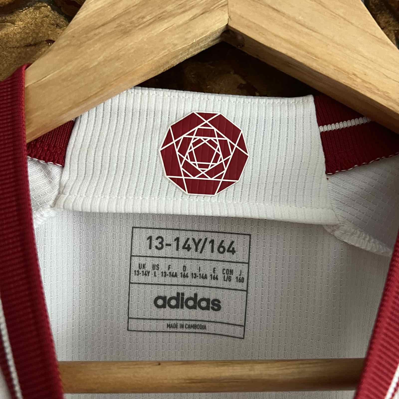 Adidas ADIDAS Manchester United 2023 football jersey Sz S Size US XS / EU 42 / 0 - 5 Thumbnail