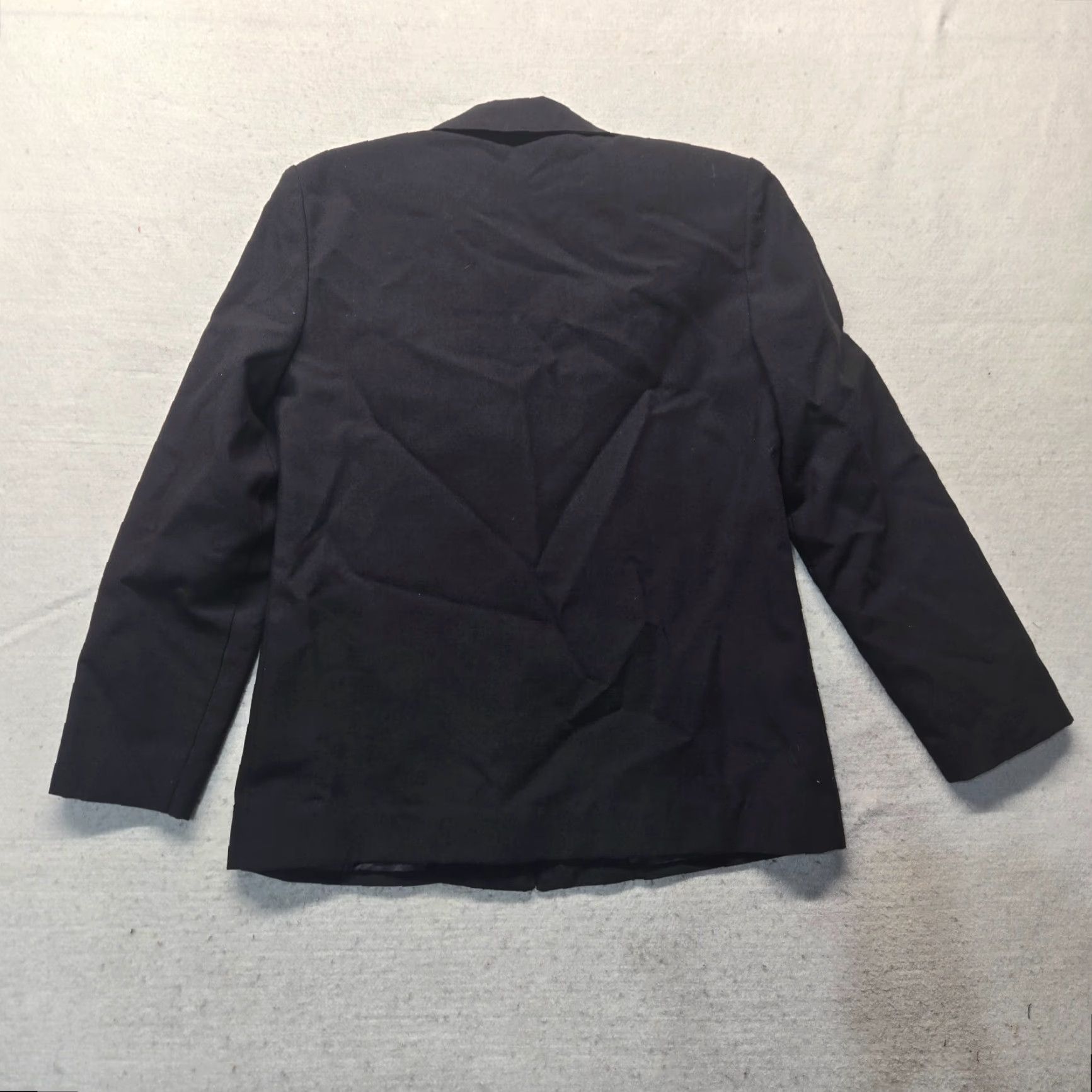 Vintage Requirements Blazer Jacket Women Petite 8P Black Long Sleeve Single Button Shoulder Pads Polyester/Spandex Business Mens? Size M / US 6-8 / IT 42-44 - 8 Thumbnail