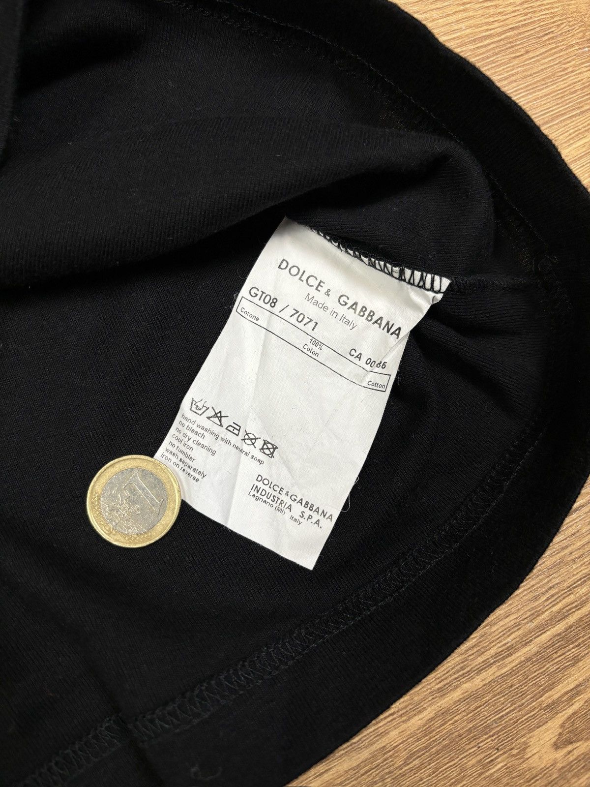 Dolce & Gabbana 2000s Dolce & Gabbana “Russia” Graphic Polo Shirt Size XS / US 0-2 / IT 36-38 - 6 Thumbnail