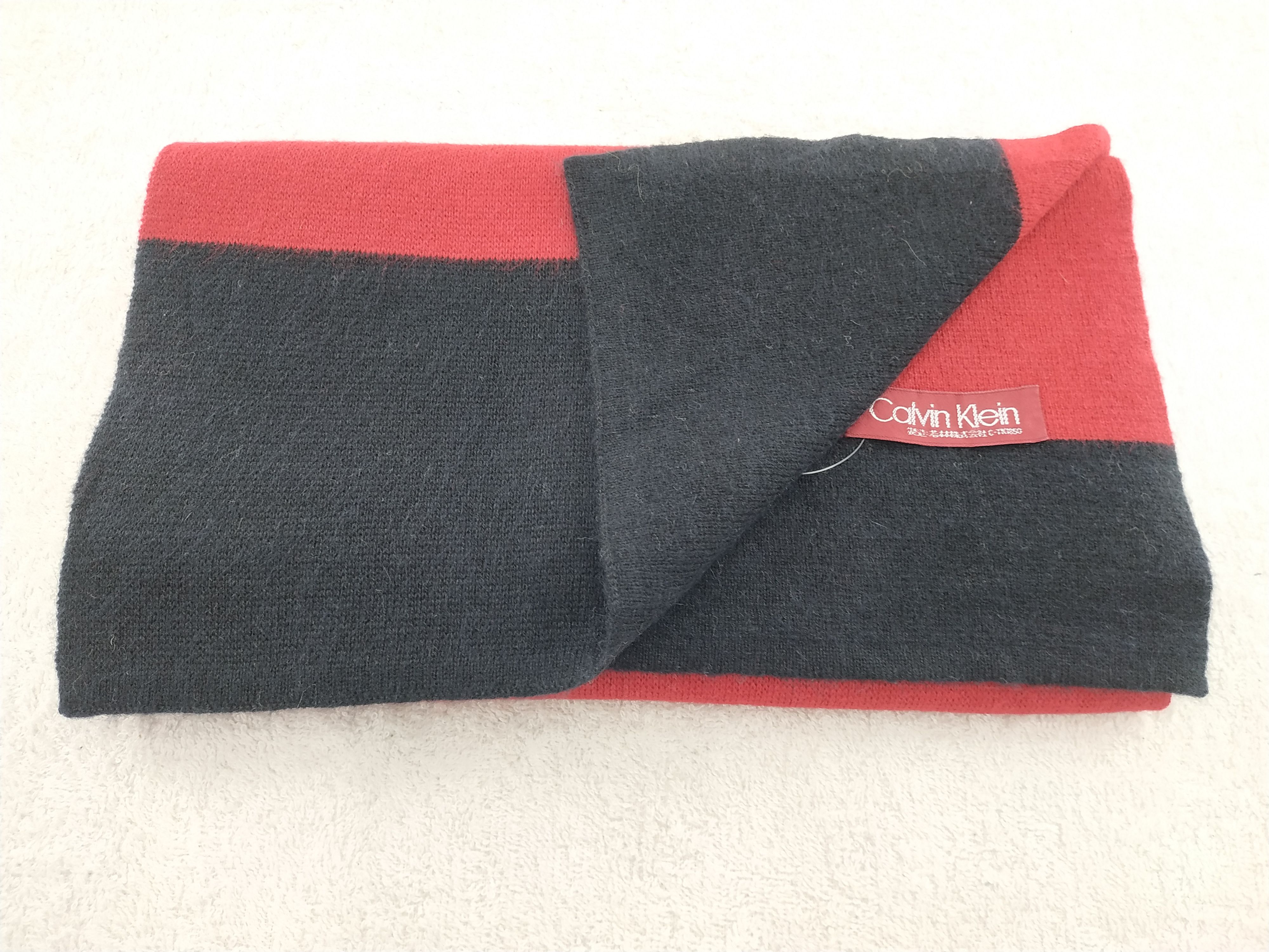 Calvin Klein Vintage Calvin Klein Scarf/Muffler/Neckwear MF460 Size ONE SIZE - 4 Thumbnail