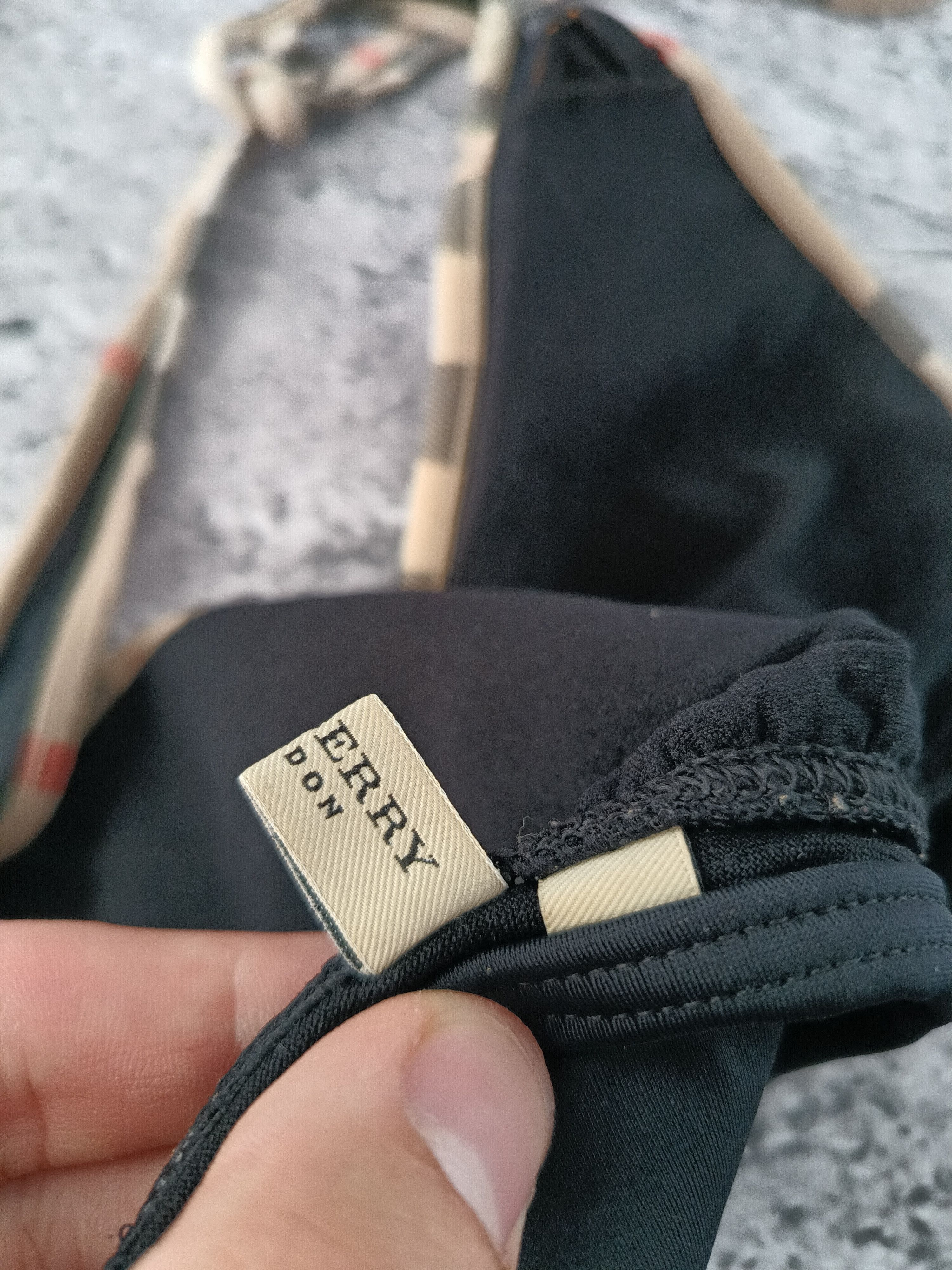 Burberry × Swims Burberry Swim Bra Bikini Swimwear size L Size ONE SIZE - 3 Thumbnail