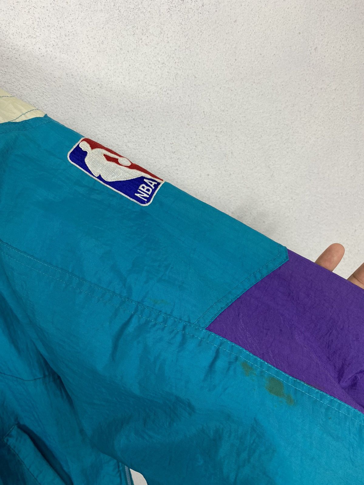 NBA Vintage charlotte hornets starter hoodie jacket Size US M / EU 48-50 / 2 - 19 Thumbnail