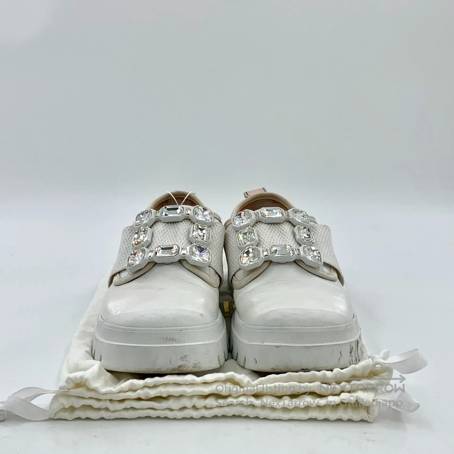 Roger Vivier Roger Vivier White buckle diamond-studded casual low-heele Size US 5.5 / IT 35.5 - 8 Thumbnail
