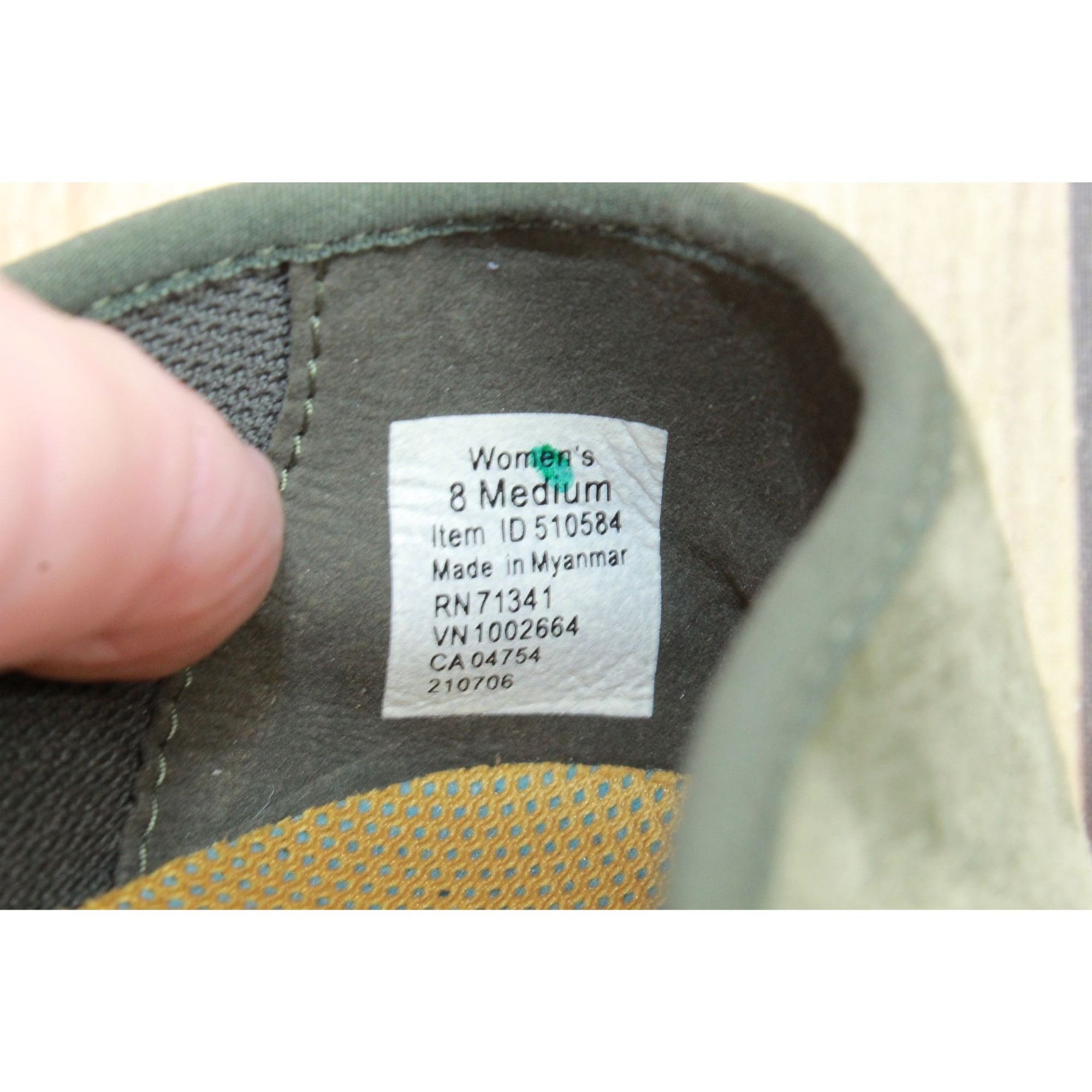 L.L. Bean LL Bean Back Cove Green Nubuck Slip-On Flats Size US 7 / IT 37 - 8 Thumbnail