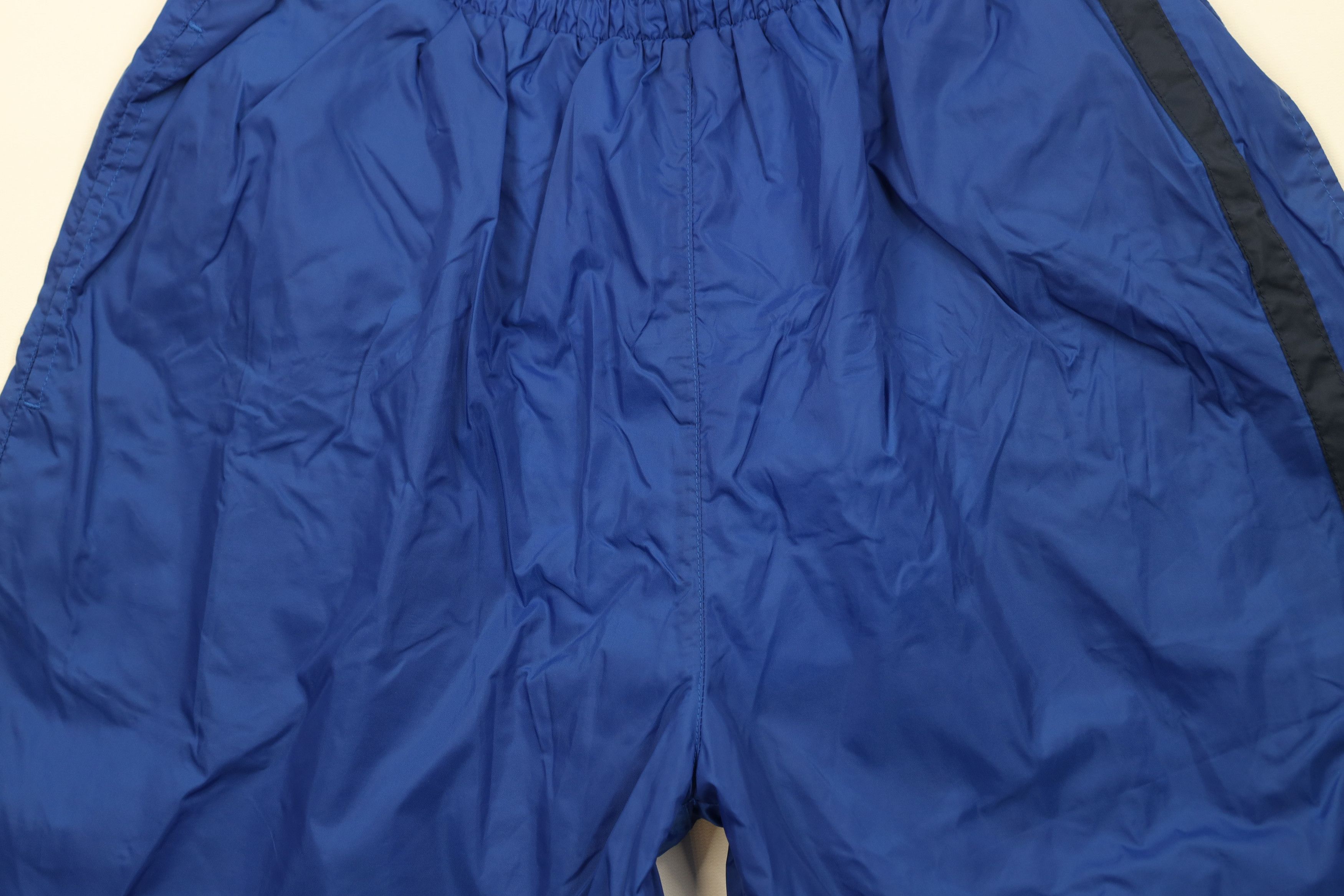 Reebok Vintage 90s Reebok Above Knee Windbreaker Shorts Blue Nylon Size US 34 / EU 50 - 3 Thumbnail