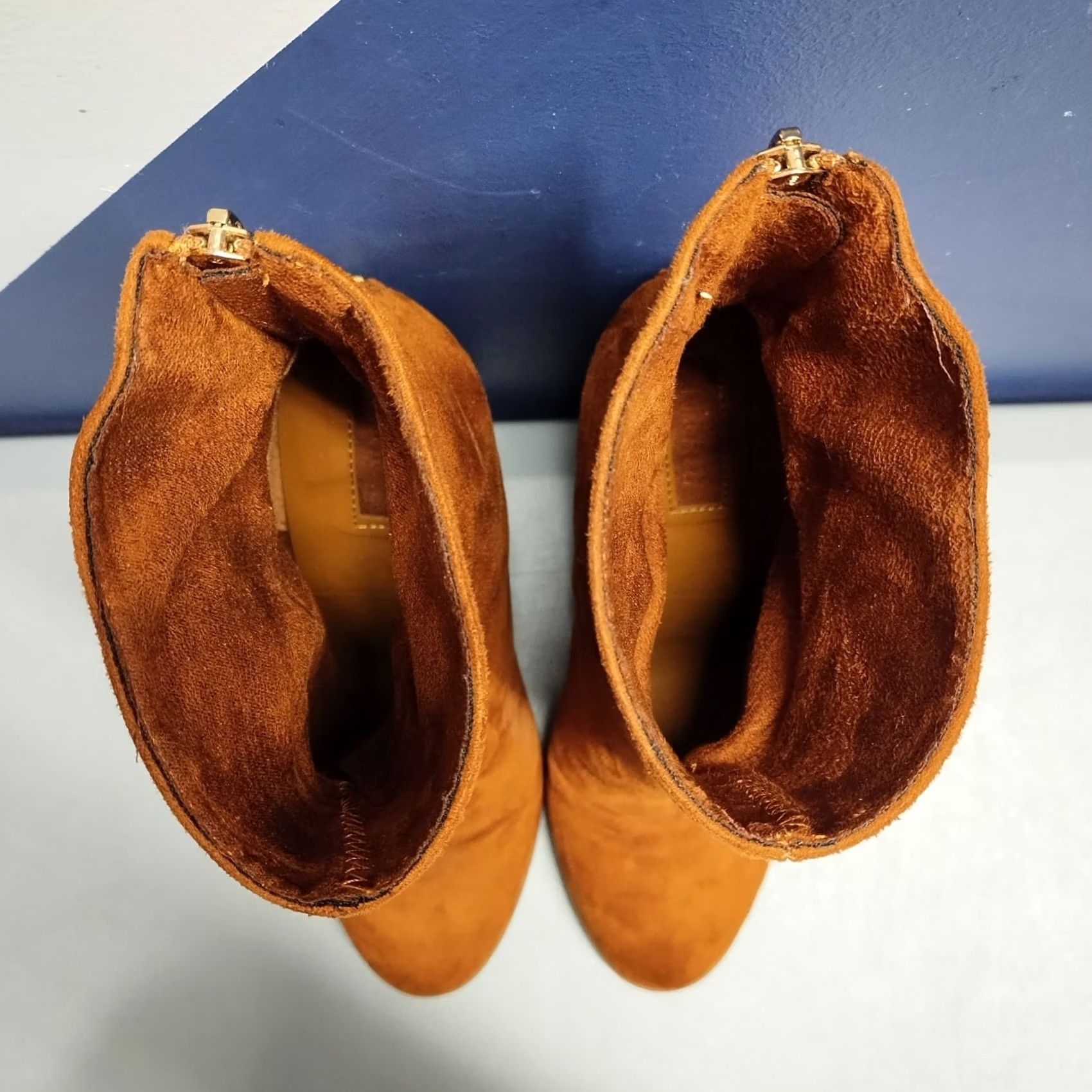 Forever 21 Forever 21 Womens Size 9 Brown Upper Suede Heeled Ankle Boots Almond Toe Back Zip bootie Size US 9 / IT 39 - 5 Thumbnail