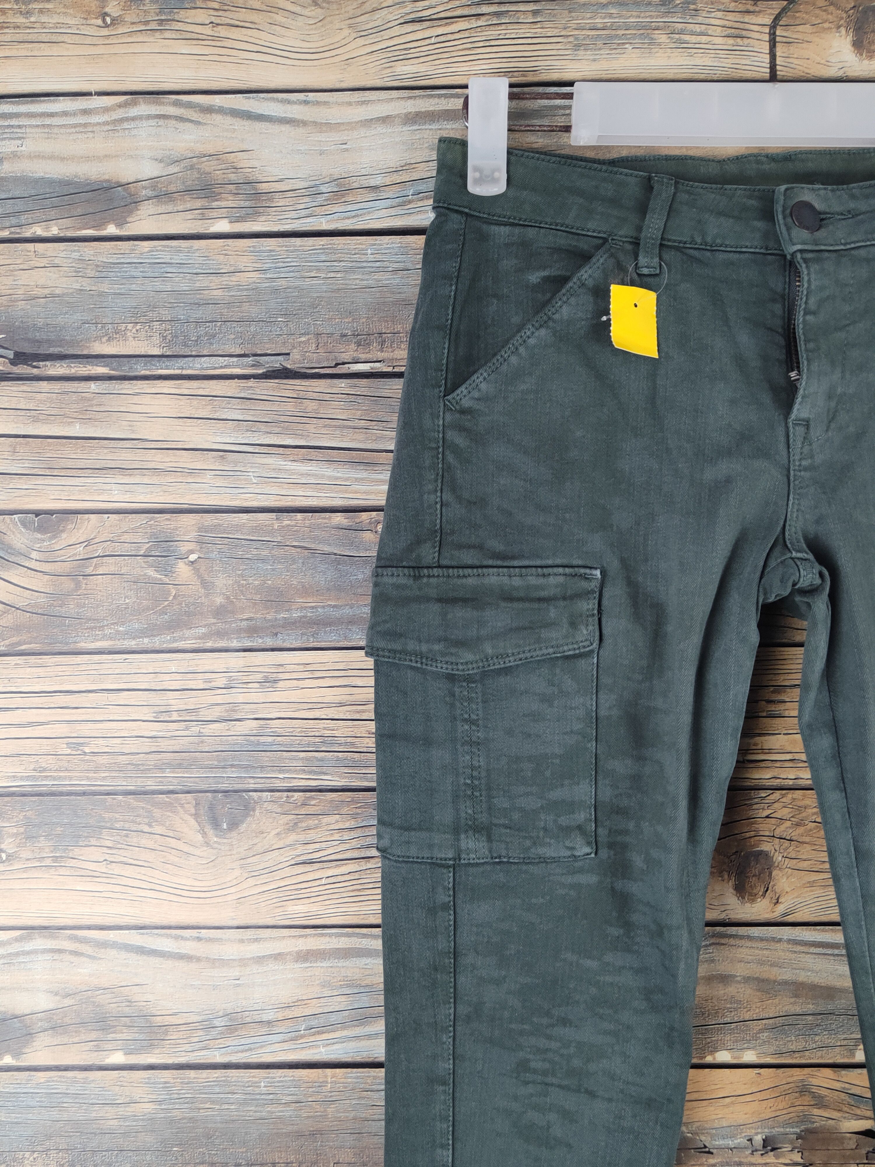 Japanese Brand DL Uniqlo Dark Green Multipocket Cargo Pants #2612 Size 25" / US 0 / IT 36 - 3 Thumbnail