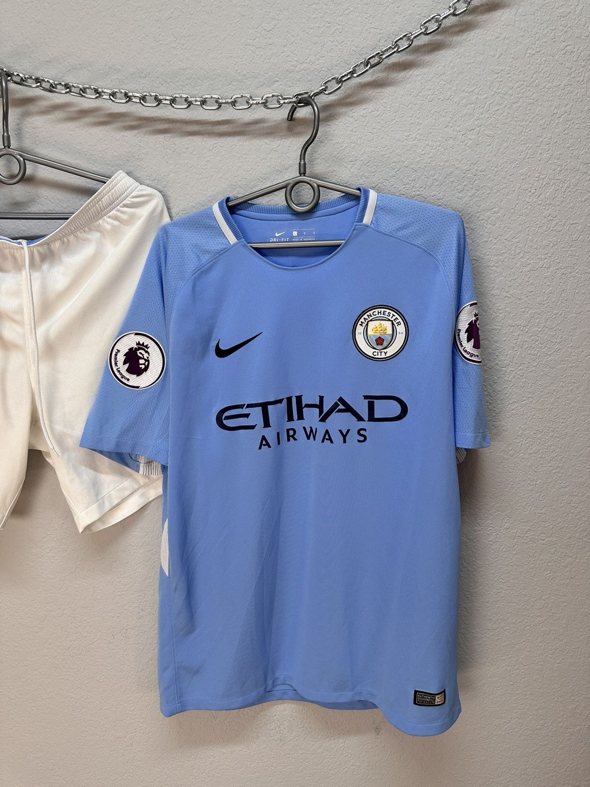 Vintage Vintage Nike Manchester City Sterling 2017 suits blockcore Size US L / EU 52-54 / 3 - 3 Thumbnail