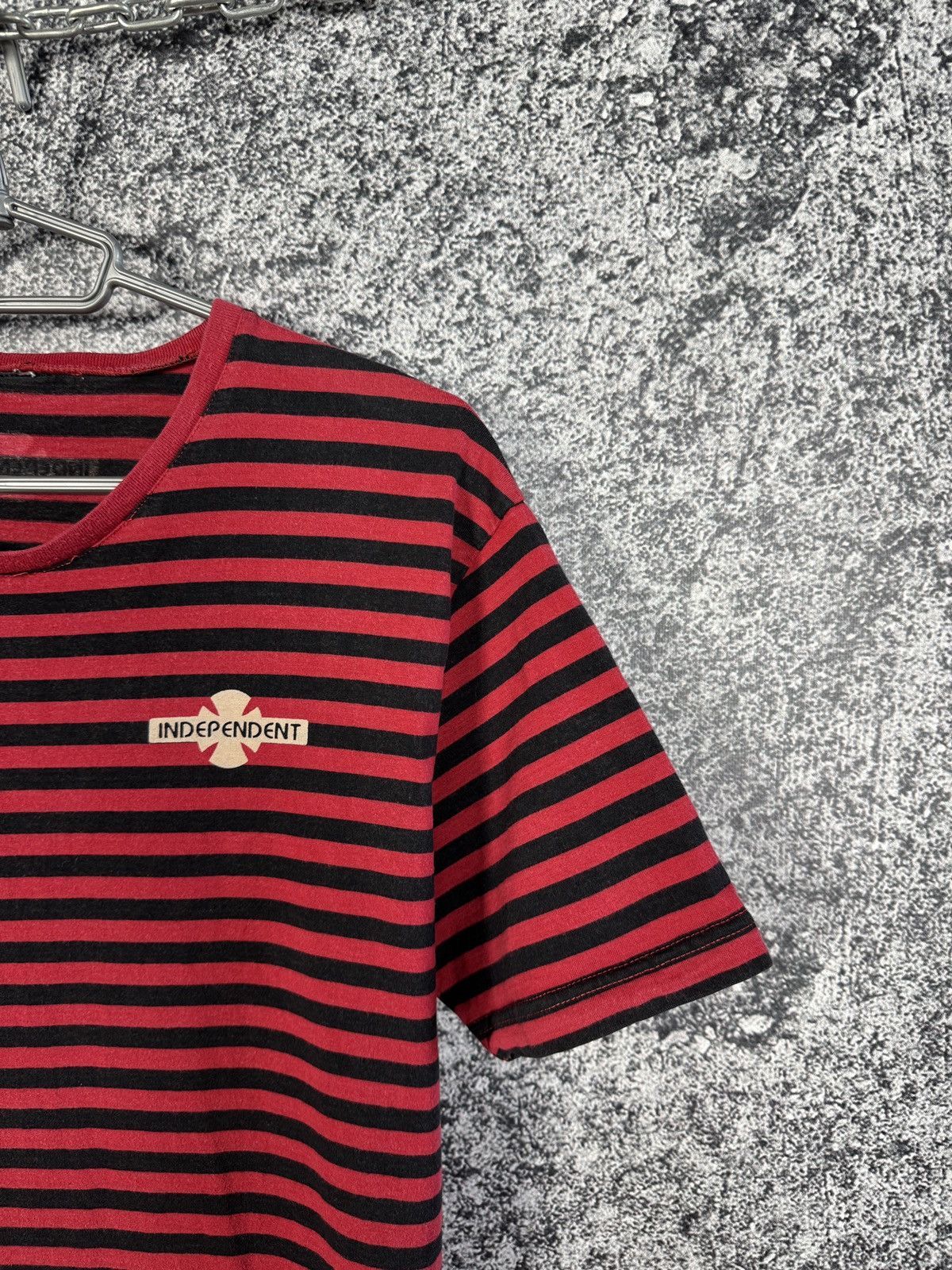 Independent Truck Co. × Vintage Men’s Vintage Independent Striped T-Shirt 90s Size S Size US S / EU 44-46 / 1 - 2 Thumbnail