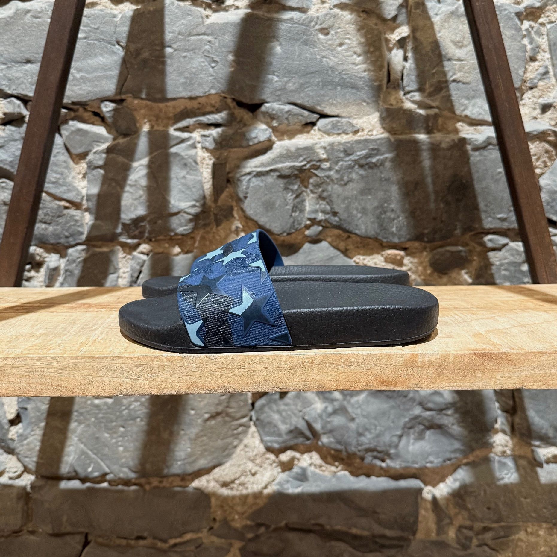 Valentino Valentino Blue Camo Star Rubber Slides Size US 6 / IT 36 - 6 Thumbnail