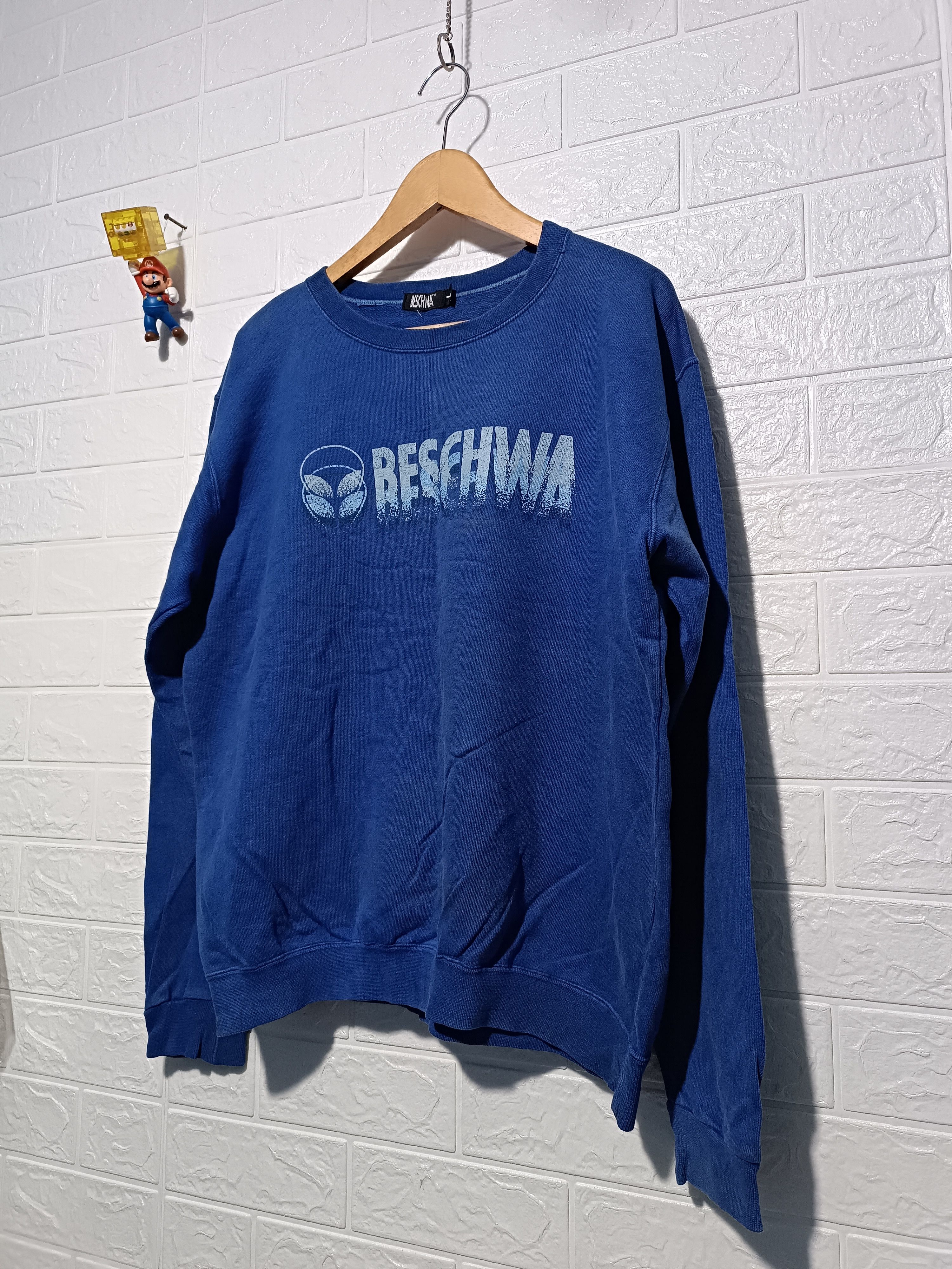 Vintage Vintage Beschwa Alien Skateboard Sweatshirt Crewneck Size US L / EU 52-54 / 3 - 2 Thumbnail