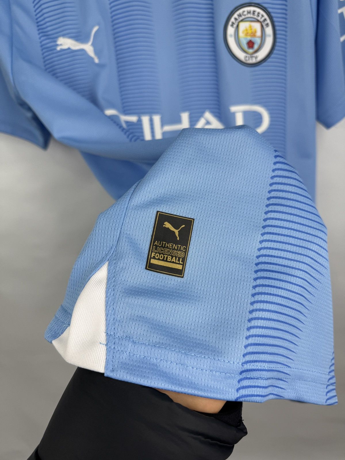 Puma 🏴󠁧󠁢󠁥󠁮󠁧󠁿 23/24 Manchester City Puma Soccer Jersey Rare Y2K Holland Size US M / EU 48-50 / 2 - 8 Thumbnail