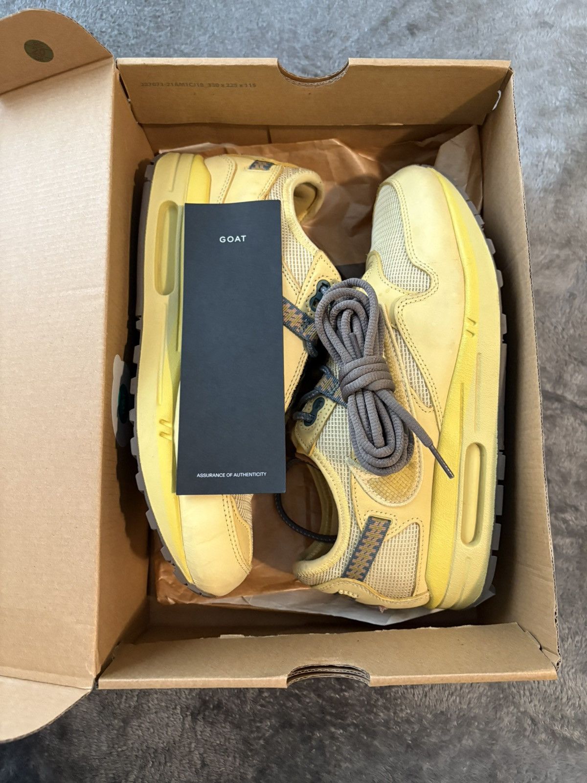 Nike × Travis Scott Travis Scott x Nike Air Max 1 ‘Saturn Gold’ Size US 9 / EU 42 - 6 Thumbnail