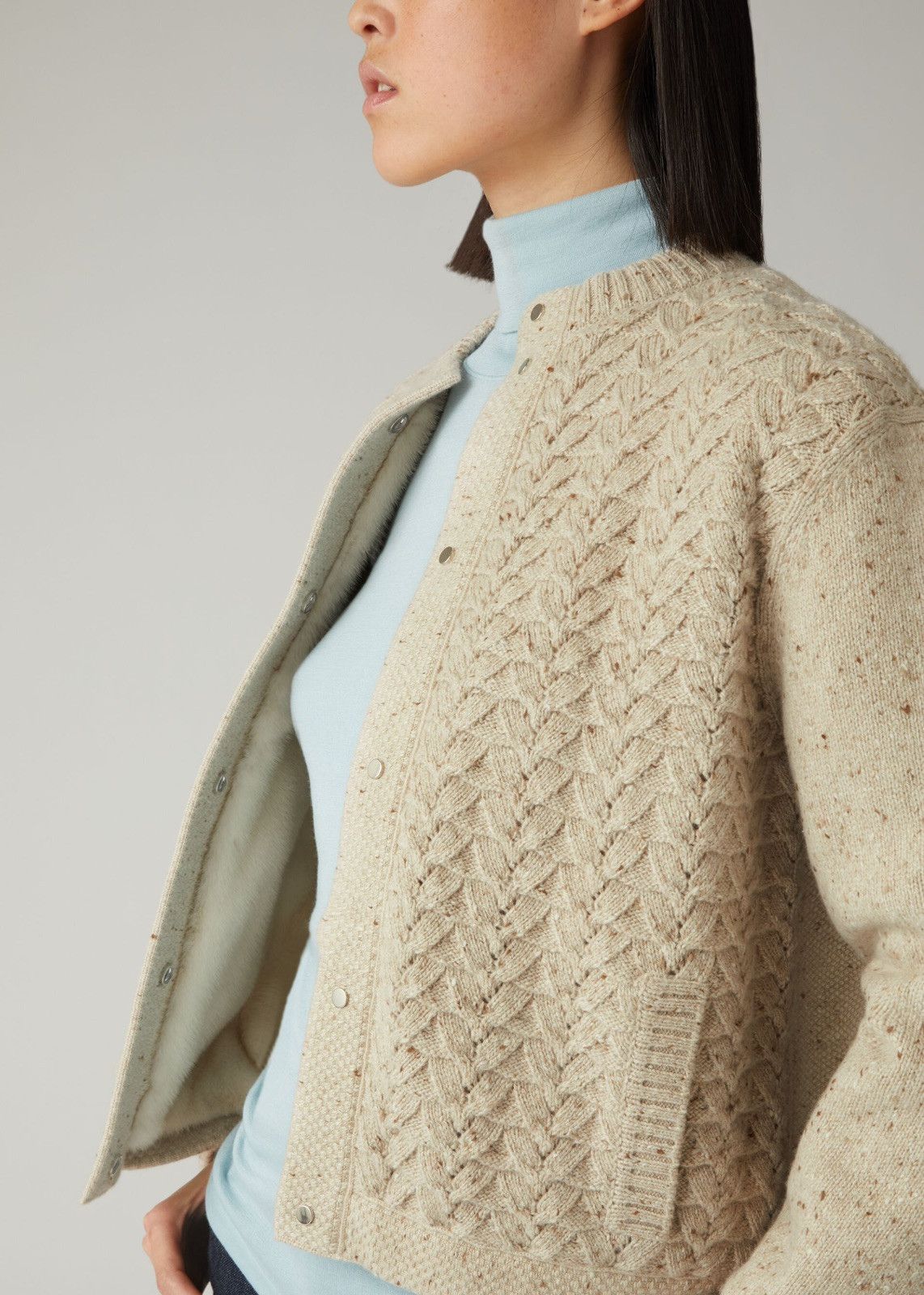 Loro Piana o1srvl11e0125 Roundneck Cashmere Cardigan in Beige Size L / US 10 / IT 46 - 3 Thumbnail