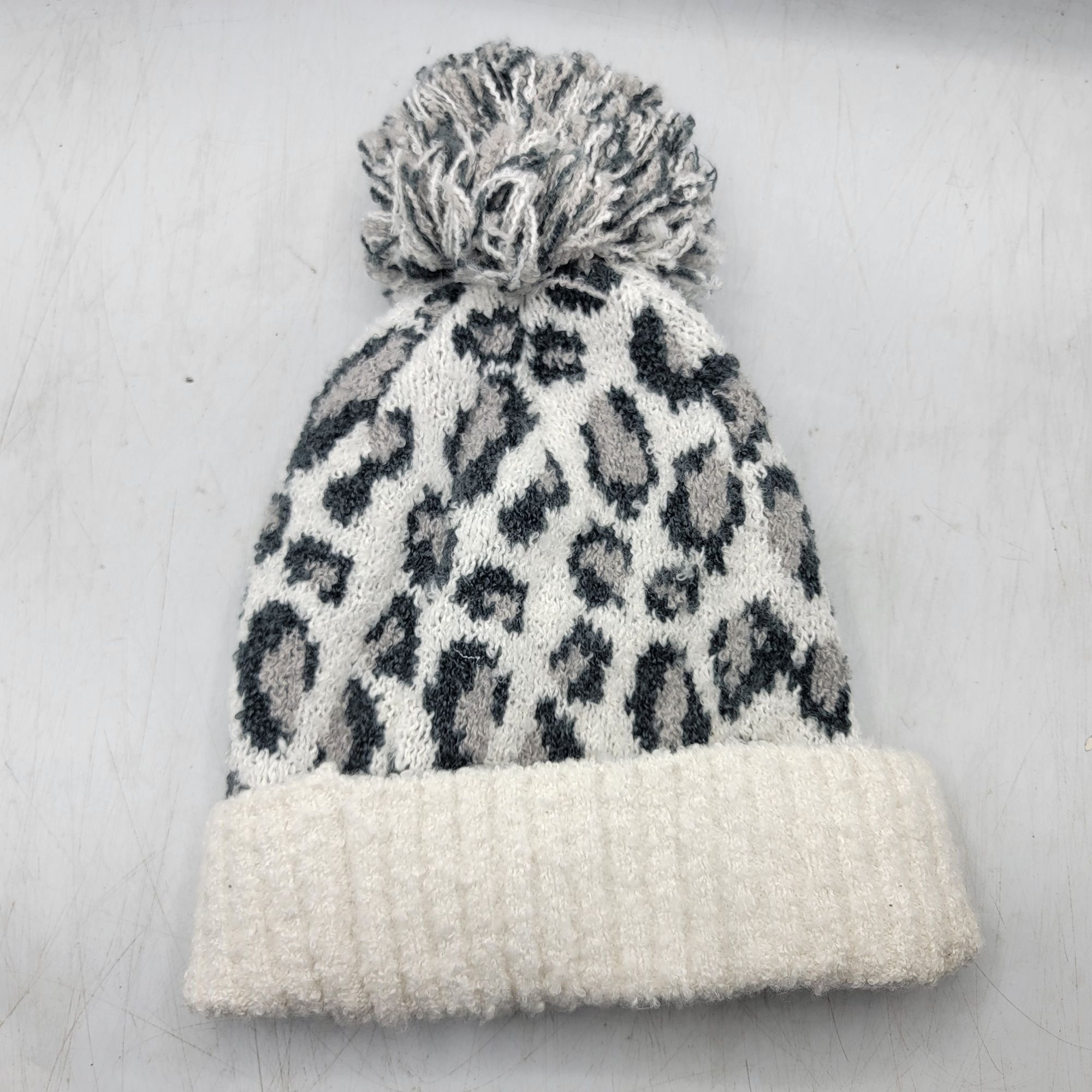 Other C.C. Exclusives Leopard Boucle Womens Knit Leopard Print Bea Size ONE SIZE - 2 Thumbnail