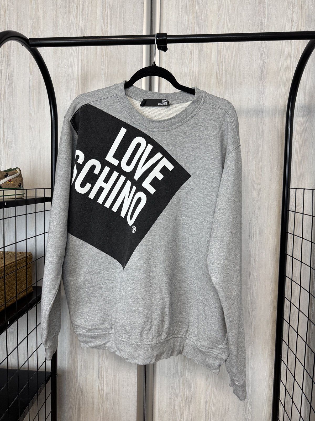 パーカー・フーディ MOSCHINO Men Hoodies 251ZZ17070228 1001 White Moschino MOSCHINO Men Hoodies 251ZZ17070228 1001 White | Grailed