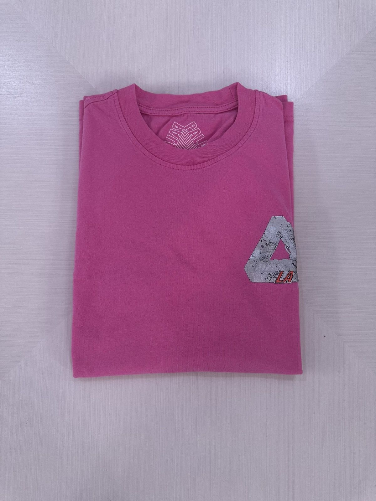 Palace Palace Terminator LA Exclusive triferg pink size s used SS19 Size US S / EU 44-46 / 1 - 1 Thumbnail