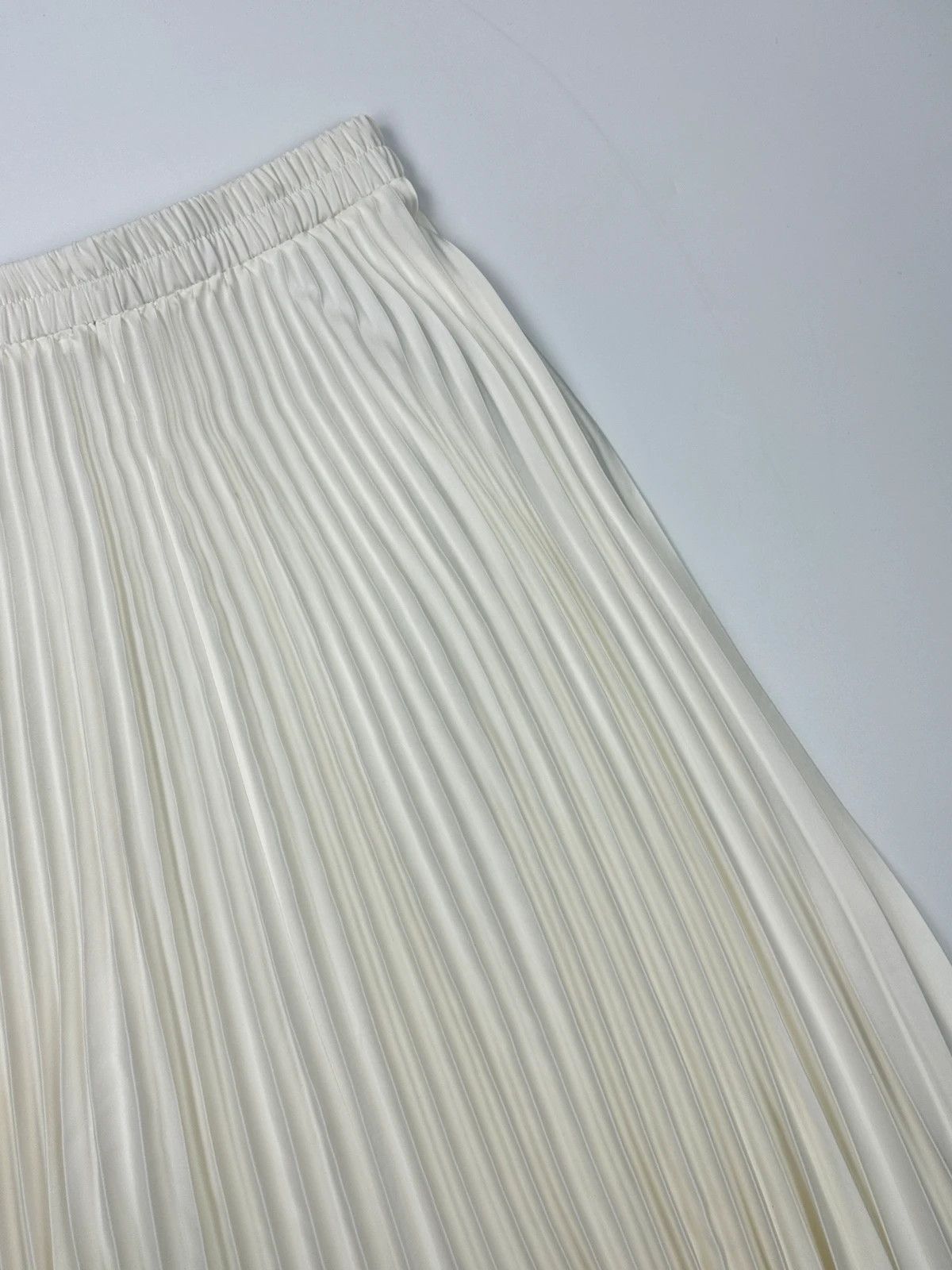 plein sud Plein Sud 00’s White Long Pleats Skirt Size 26" / US 2 / IT 38 - 10 Thumbnail