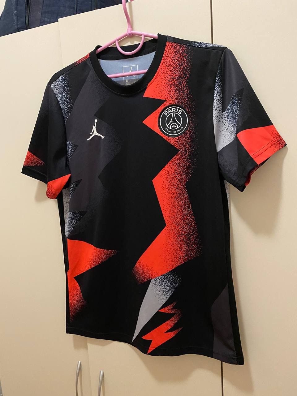 Nike Nike PSG Soccer Jersey Streetwear Rare Casual Style M Drill Size US M / EU 48-50 / 2 - 4 Thumbnail