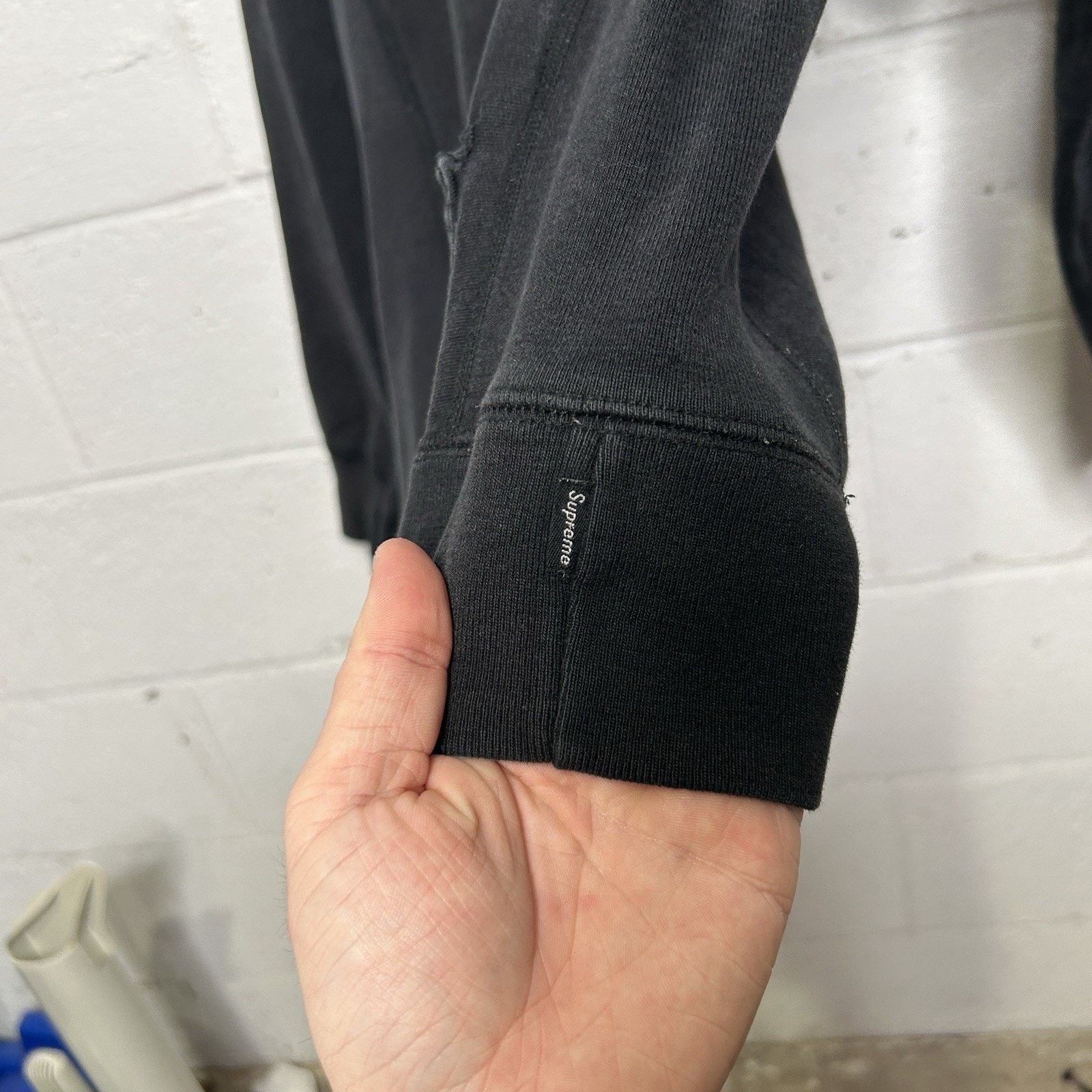 Supreme Supreme Tonal Logo Hooded Sweatshirt Hoodie “Black” Size US M / EU 48-50 / 2 - 16 Thumbnail