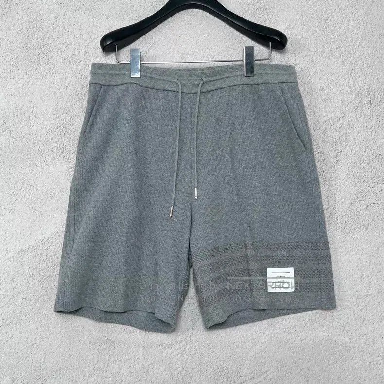 Thom Browne Thom Browne size 4 Leisure Shorts - Gray Size US 34 / EU 50 - 1 Thumbnail