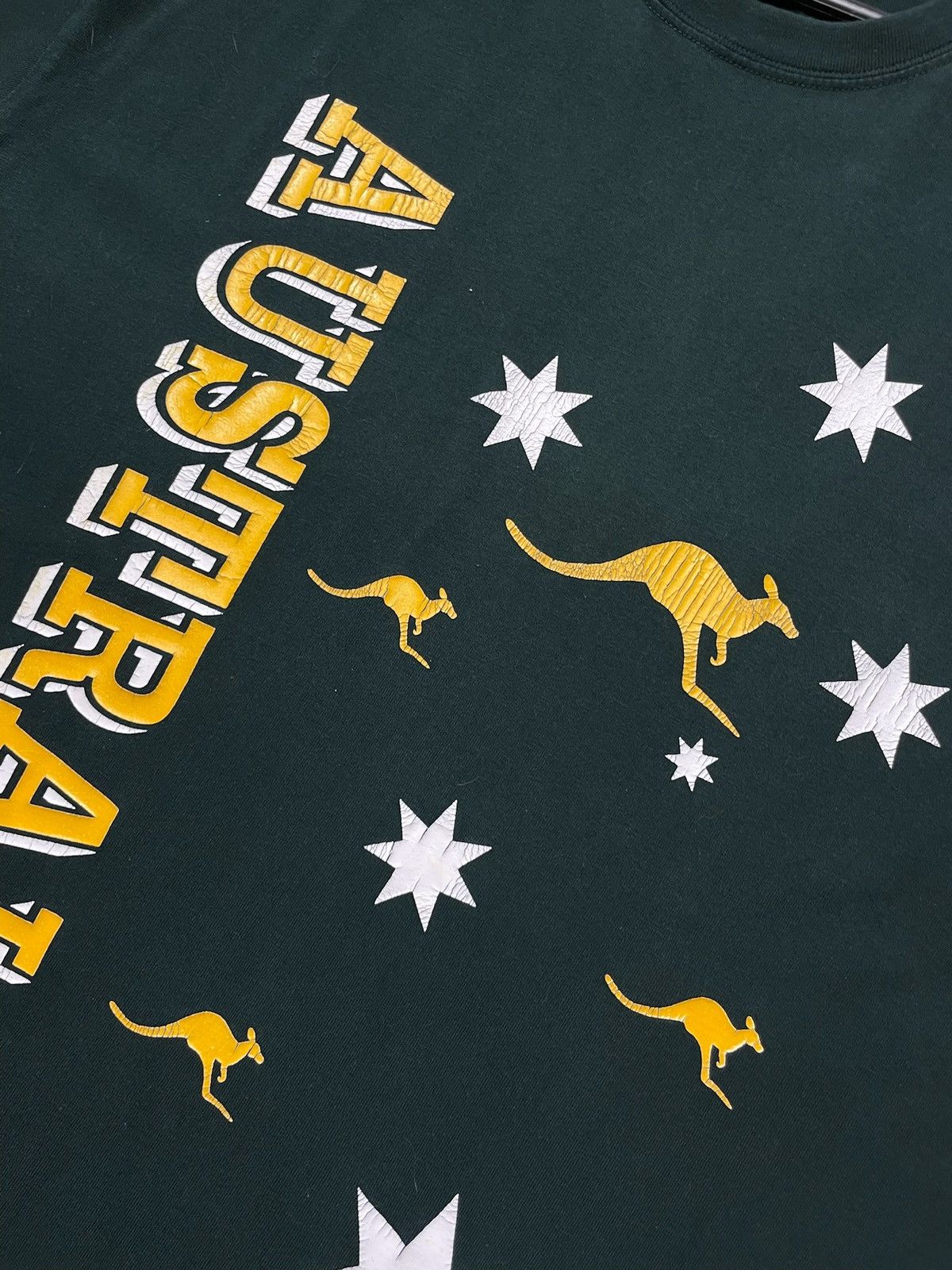 Vintage Vintage Australia soccer tee green size M logo rare Size US M / EU 48-50 / 2 - 3 Thumbnail