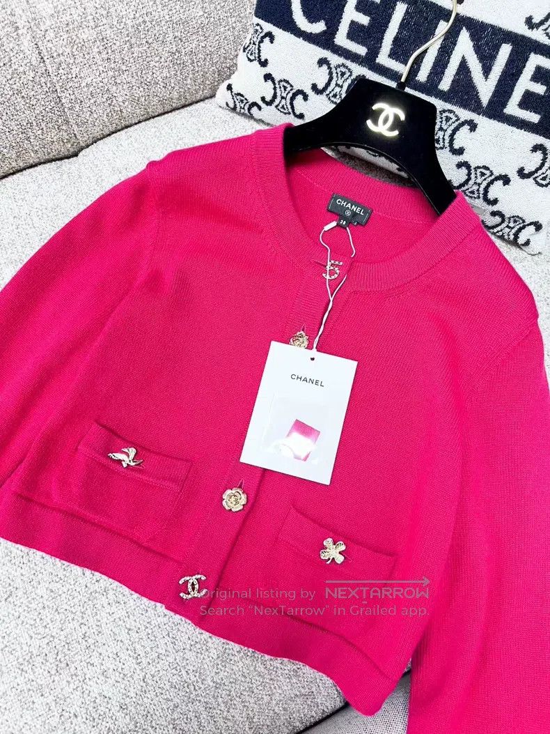Chanel Chanel 22B rose-red multi-element button long-sleeved shor Size XS / US 0-2 / IT 36-38 - 4 Thumbnail