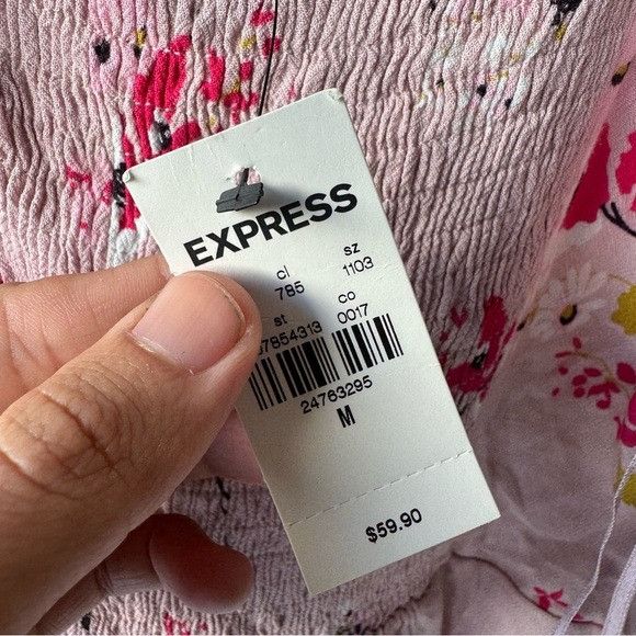Express NWT Express Floral Ruffle Hem Fit And Flare Dress Sz Medium Size M / US 6-8 / IT 42-44 - 6 Thumbnail