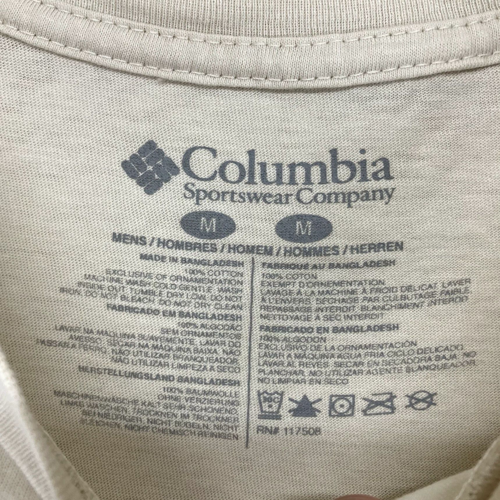 Vintage COLUMBIA Men's Medium Beige Graphic Print T-Shirt Yosemite National Park Outdoor Casual Short Sleeve Size US M / EU 48-50 / 2 - 4 Thumbnail