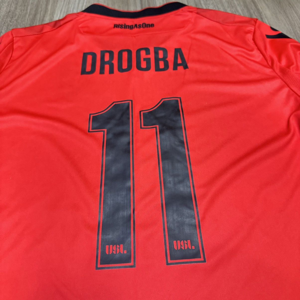 Macron Phoenix Rising 2018 home shirt #11 Drogba Size US M / EU 48-50 / 2 - 6 Thumbnail