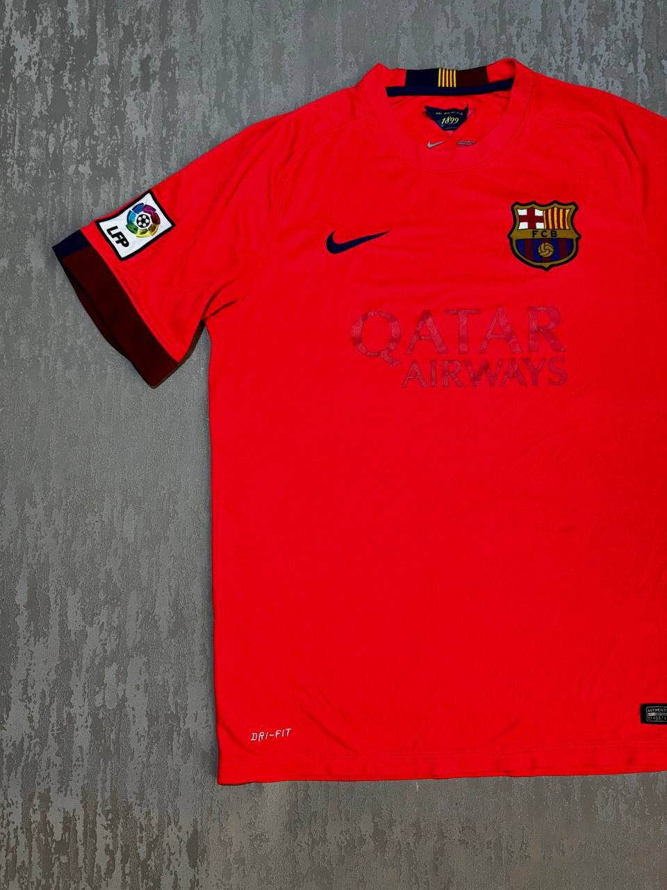 Nike FC BARCELONA 2014/2015 AWAY Adult Size L NIKE shirt jersey Size US L / EU 52-54 / 3 - 2 Thumbnail