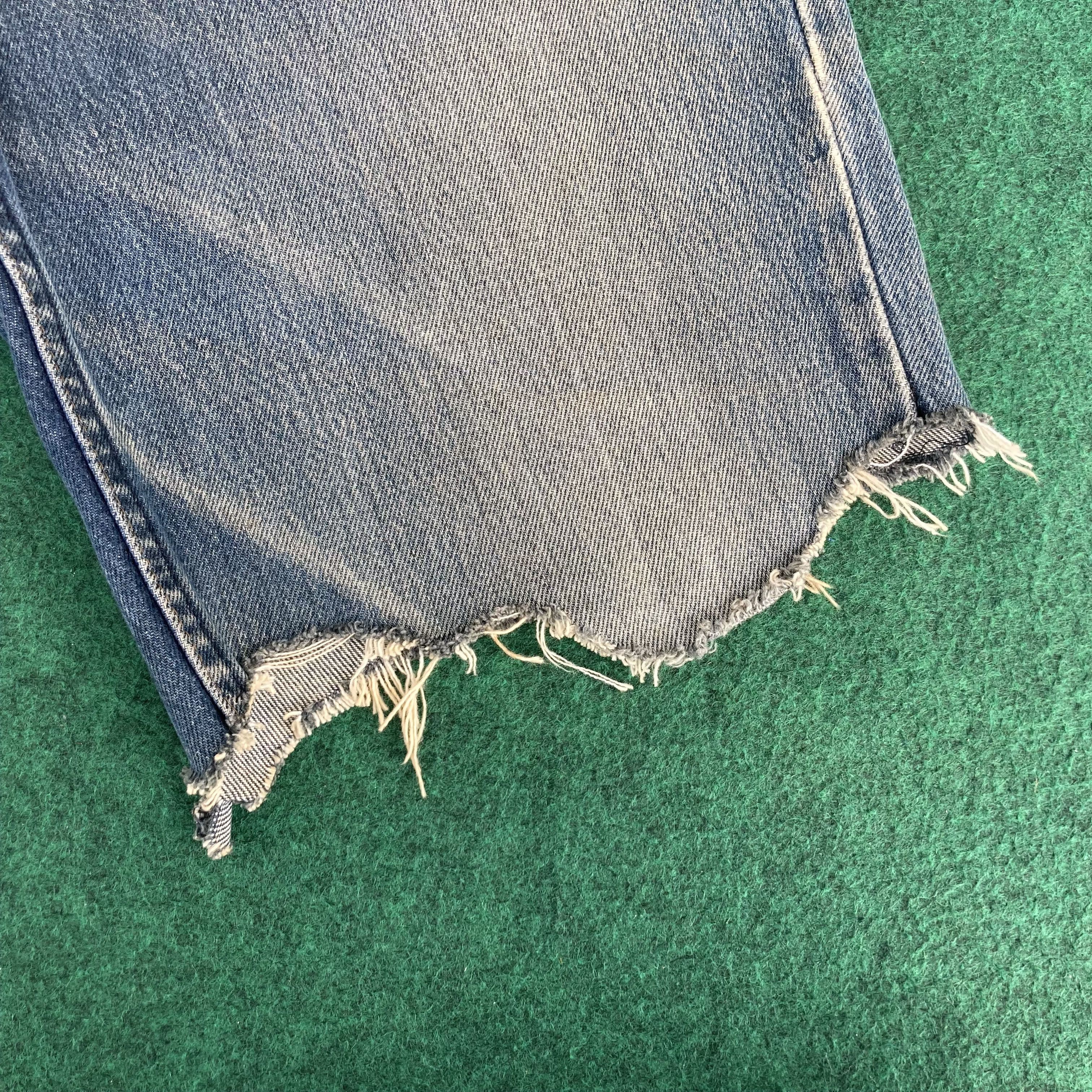 Levi's × Vintage Vtg Levis Short Distressed Jorts Ripped Punk Grunge Jeans Size US 32 / EU 48 - 11 Thumbnail