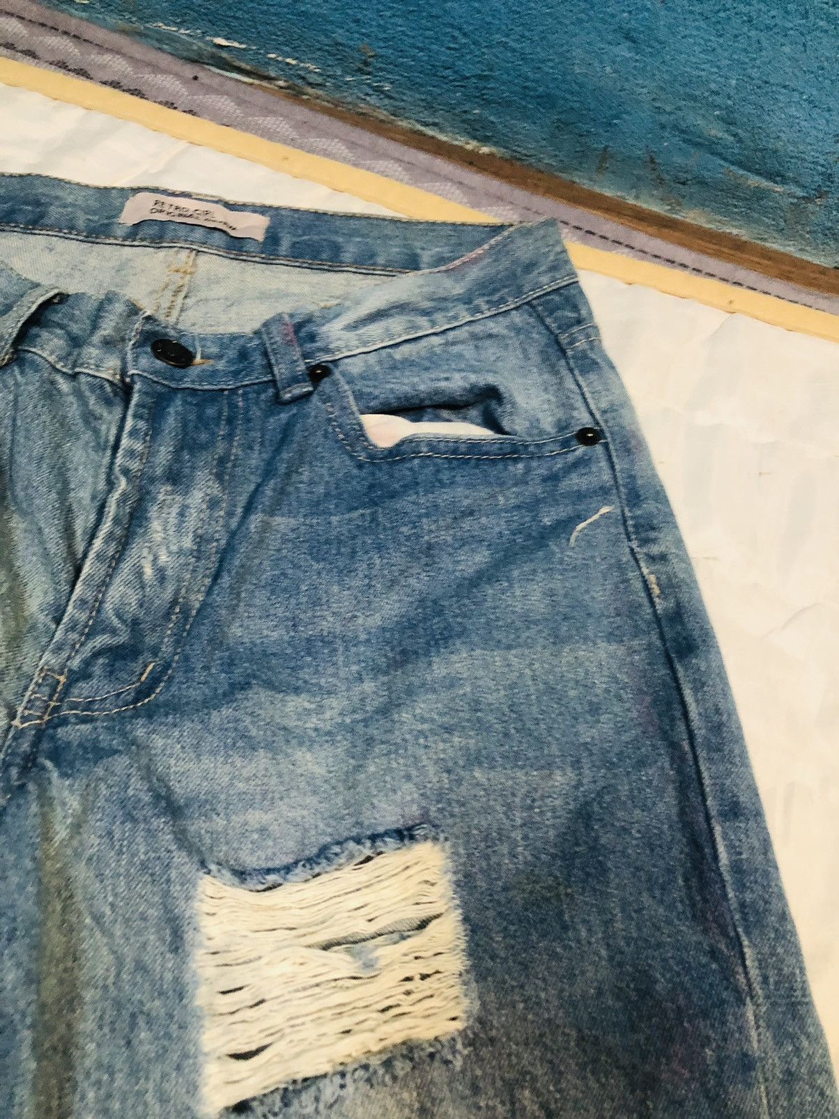 Japanese Brand Retro Girl Distressed Denim Jeans (10) Size 28" / US 6 / IT 42 - 8 Thumbnail