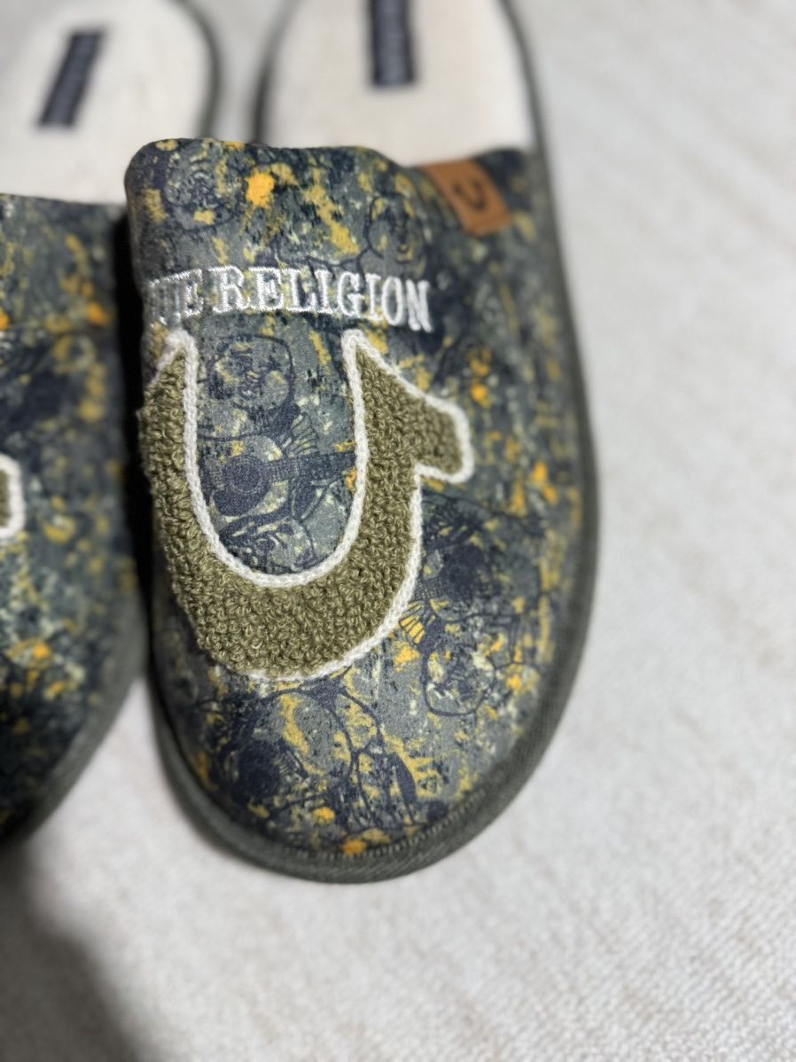 True Religion Slippers Size US 9 / EU 42 - 2 Thumbnail